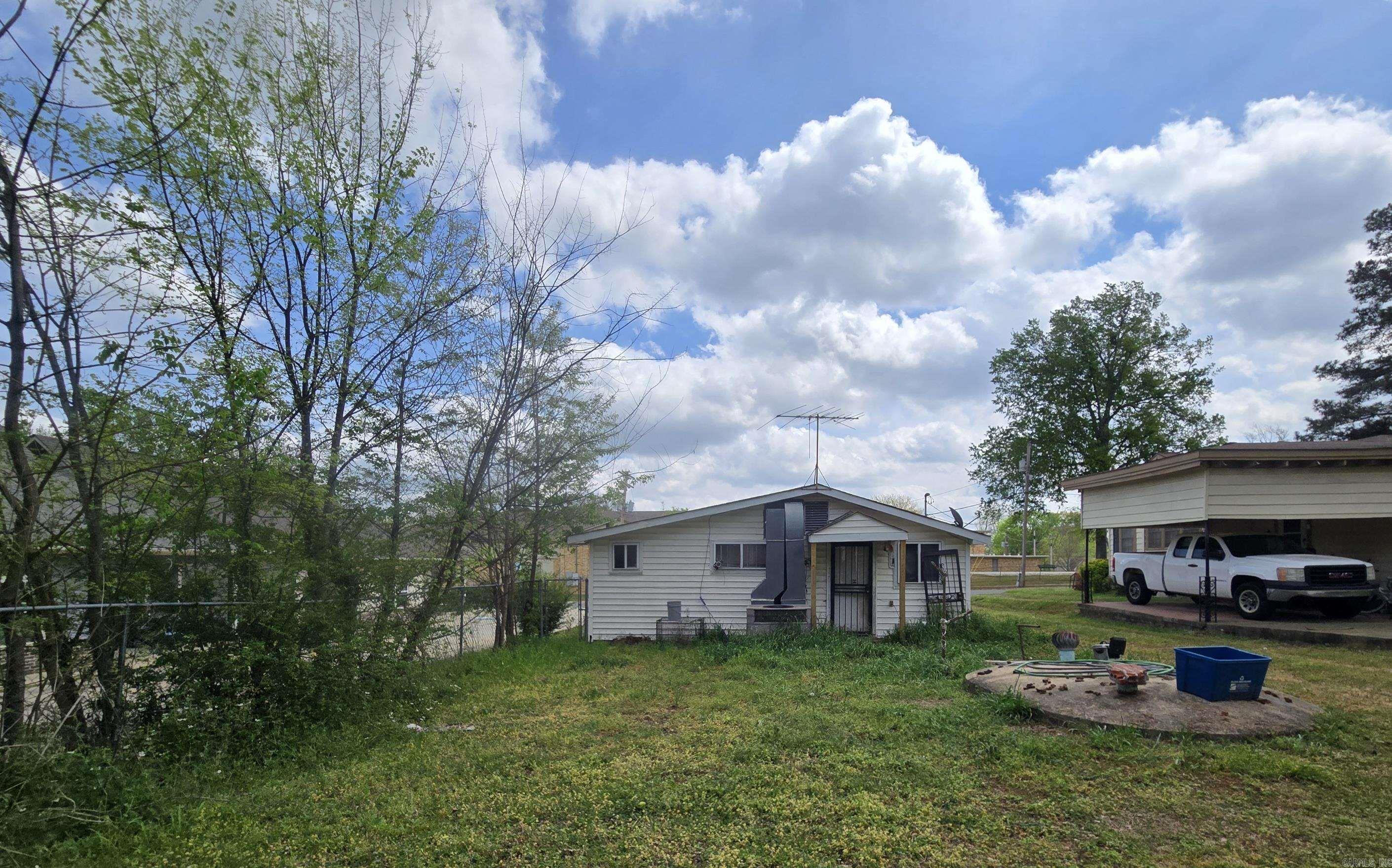 1315 Factory St  Conway, AR