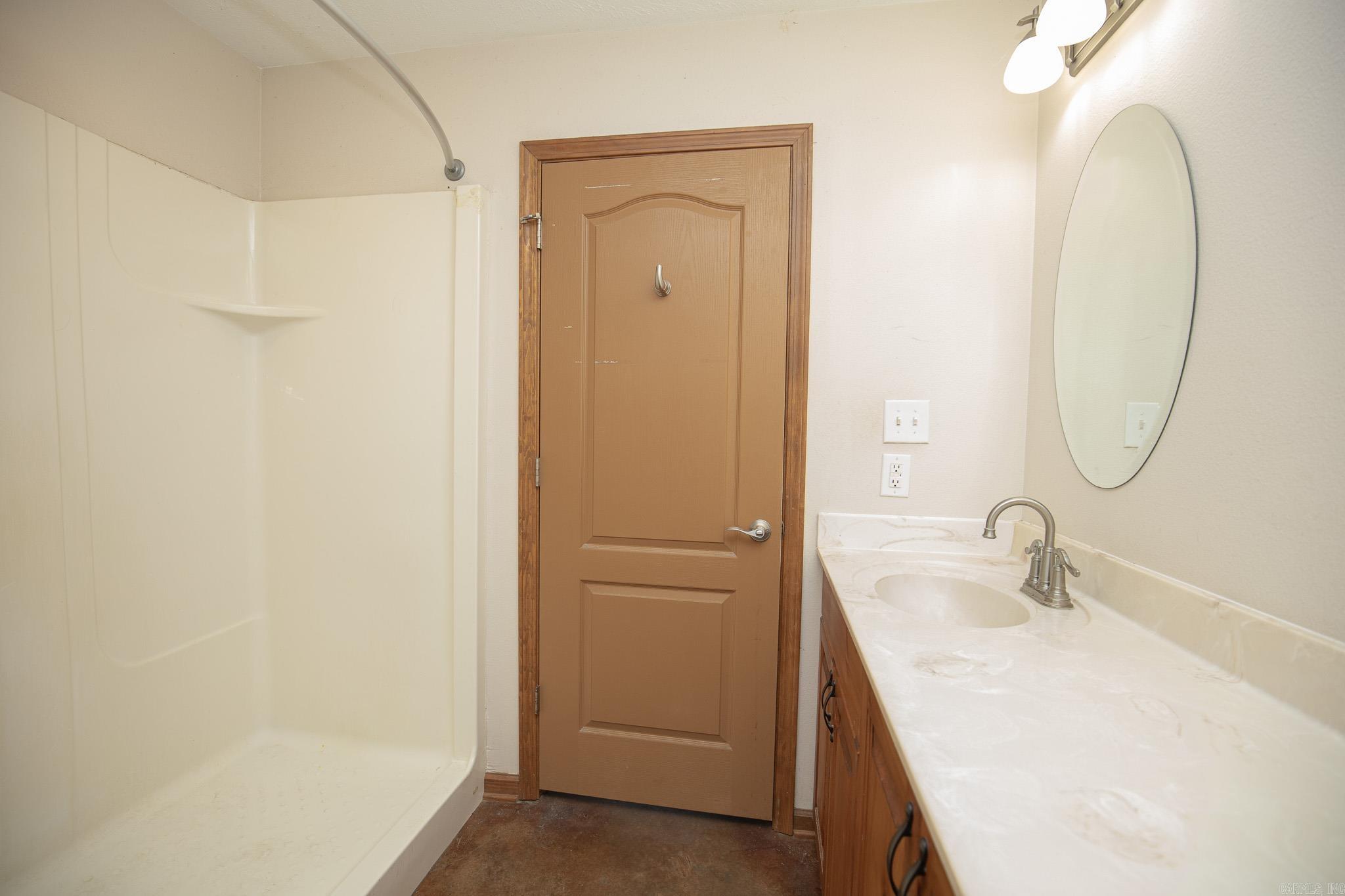 2300 Lorance Dr  Little Rock, AR