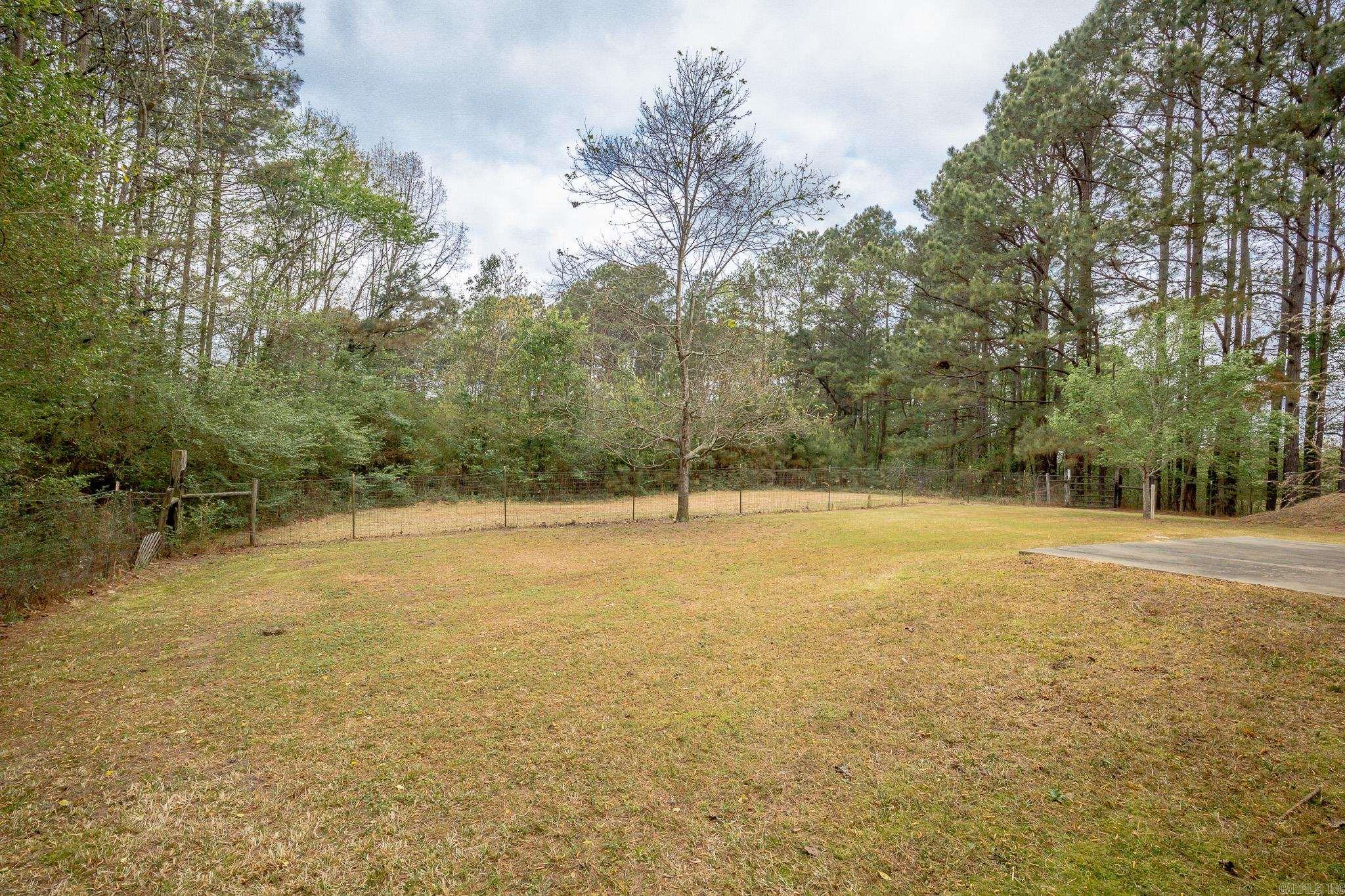 2300 Lorance Dr  Little Rock, AR