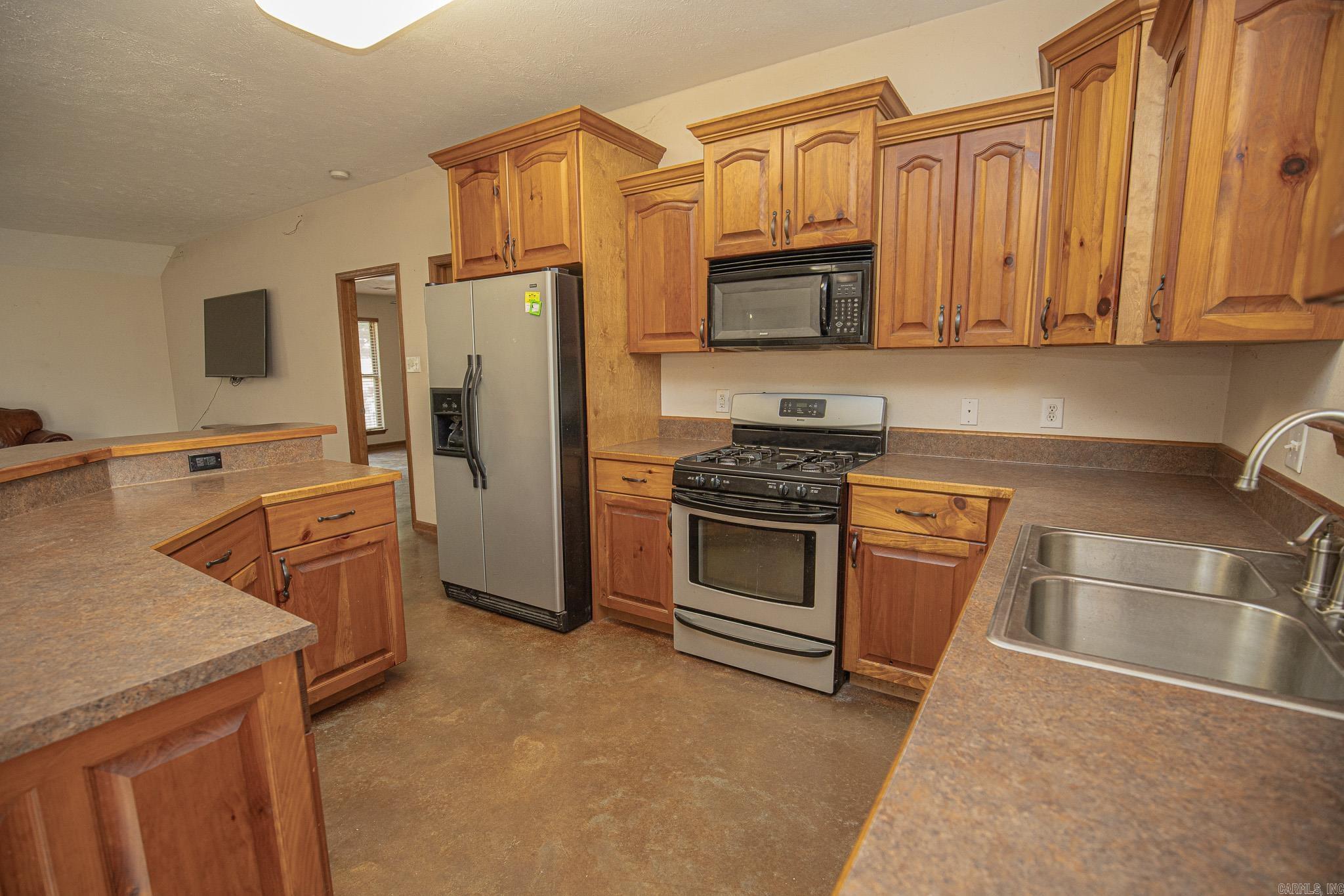 2300 Lorance Dr  Little Rock, AR