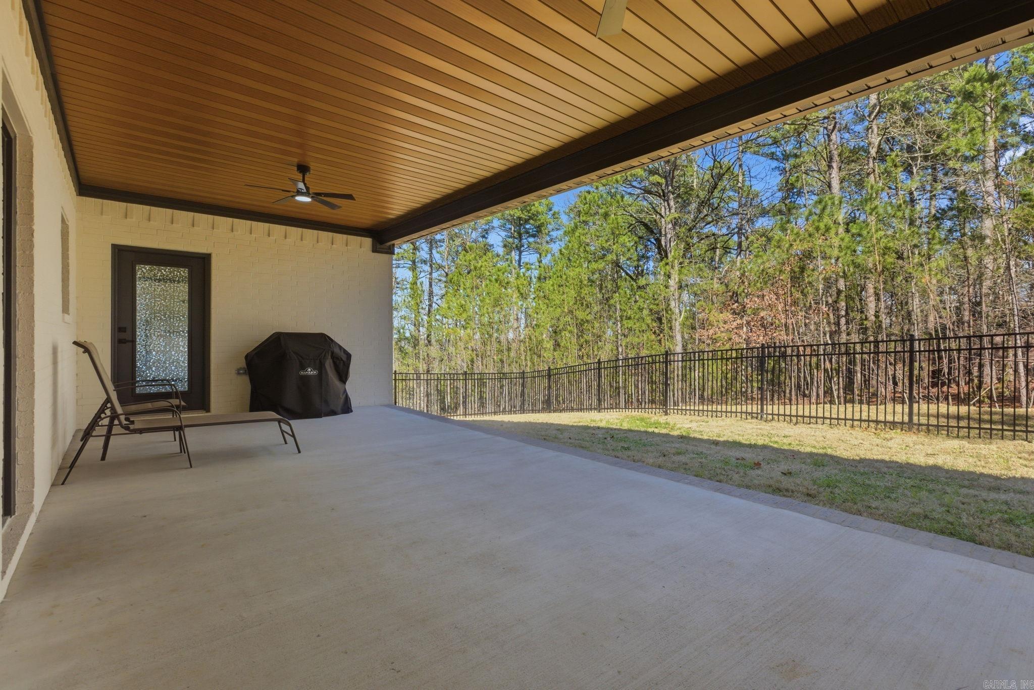 154 Majestic Circle  Maumelle, AR