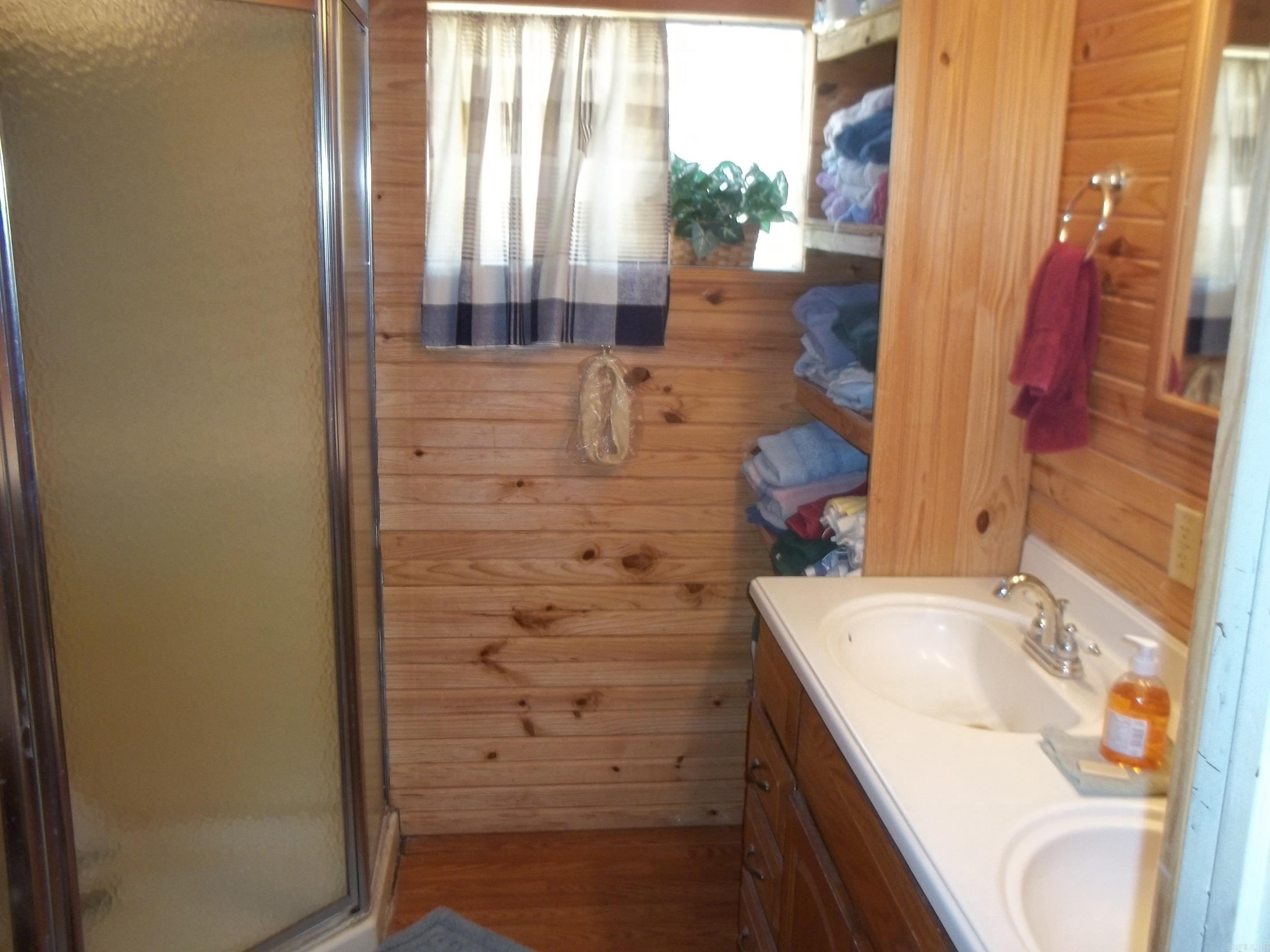 1013 Polk Road 23 Cove, AR 71937