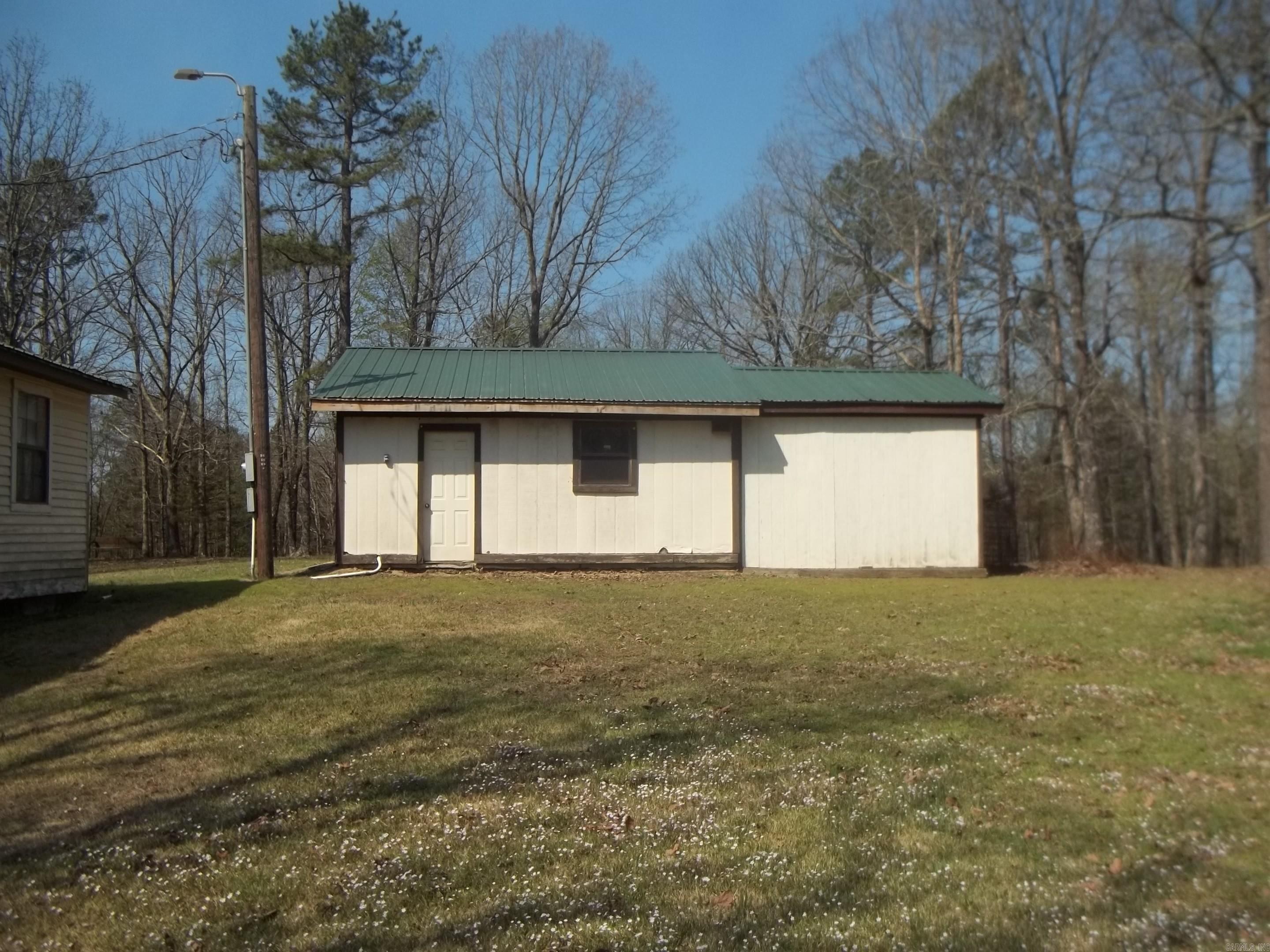 1013 Polk Road 23 Cove, AR 71937