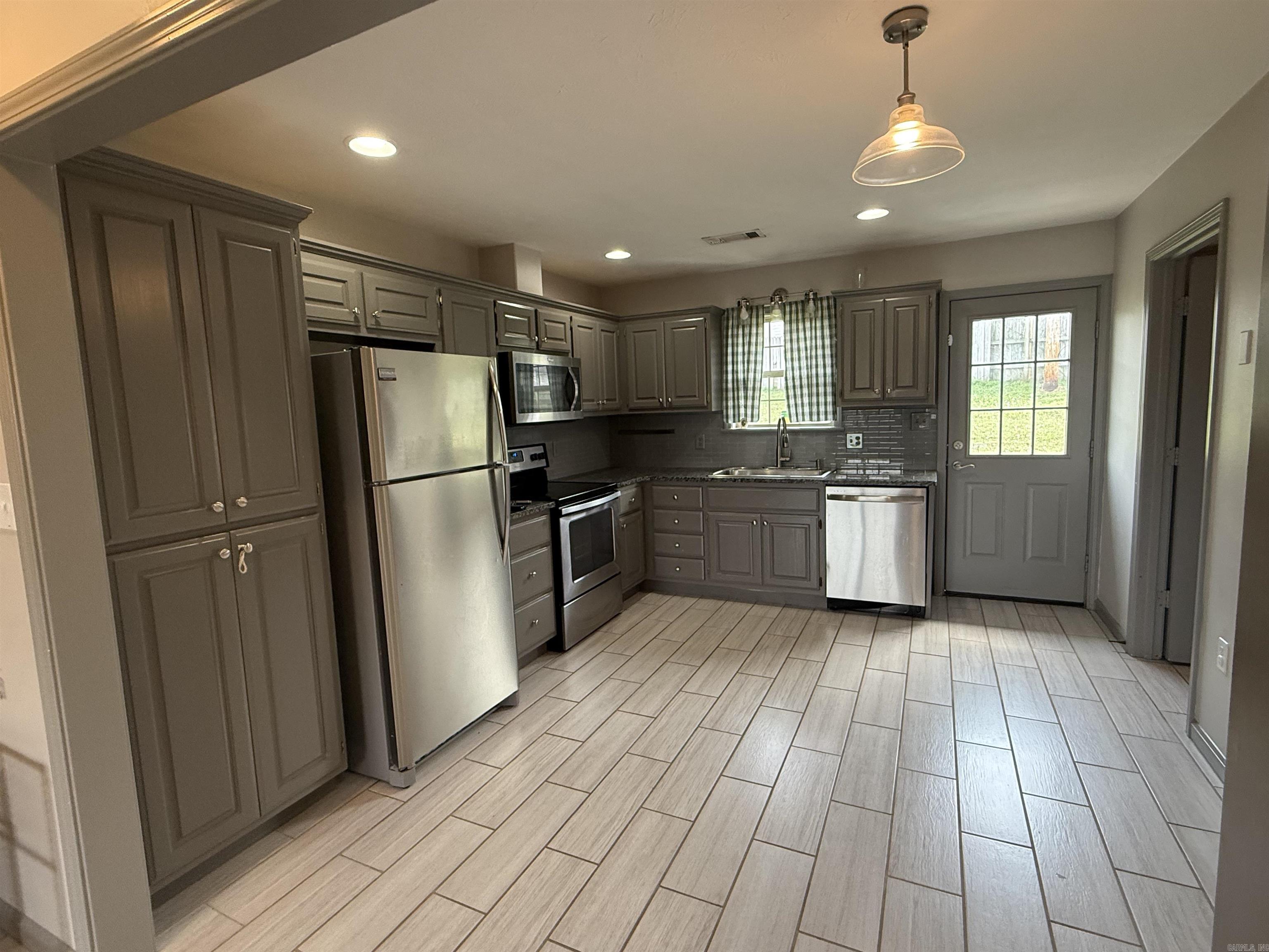 2001 Audley Bolton  Searcy, AR