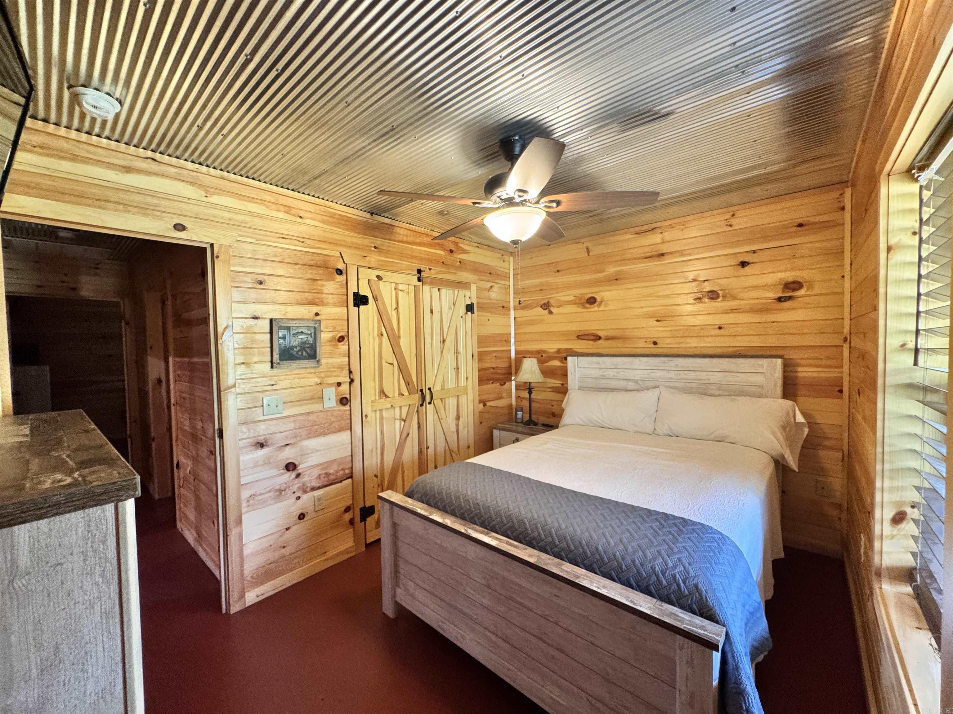 950 Cool Water Retreat Road Mountain View, AR 72560