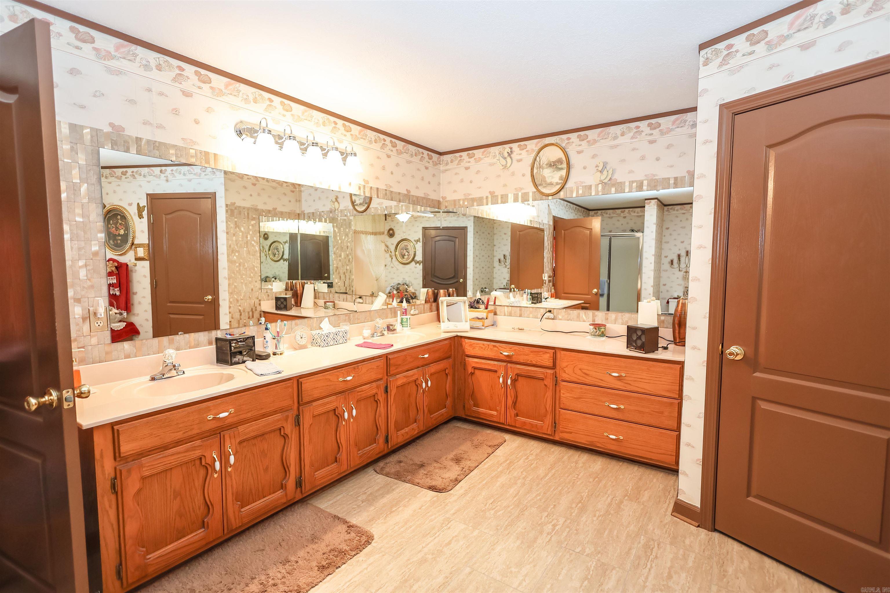 228 Perry Street Glenwood, AR 71943