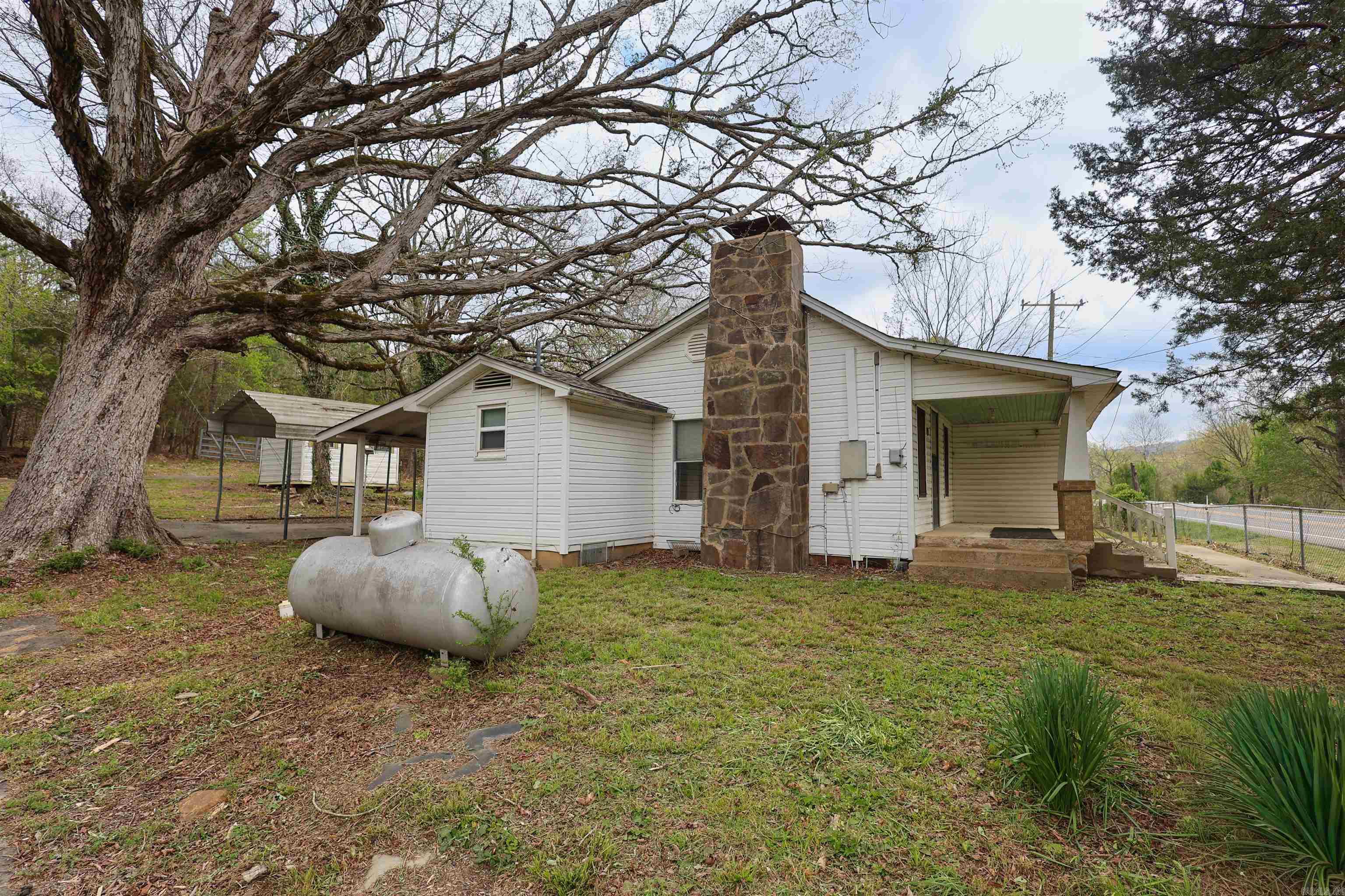 5272 & 5280 HWY 270  Mount Ida, AR