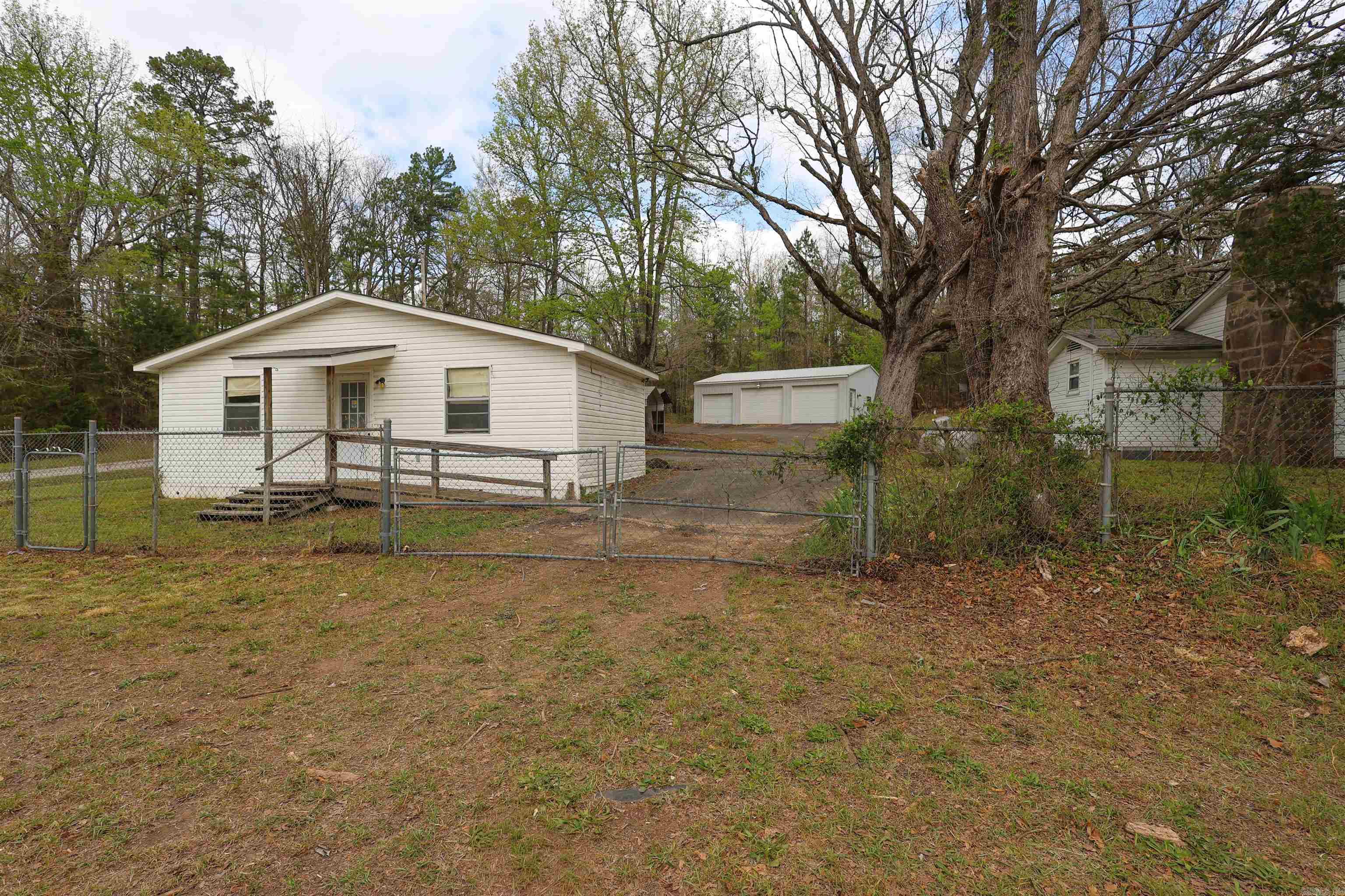 5272 & 5280 HWY 270  Mount Ida, AR