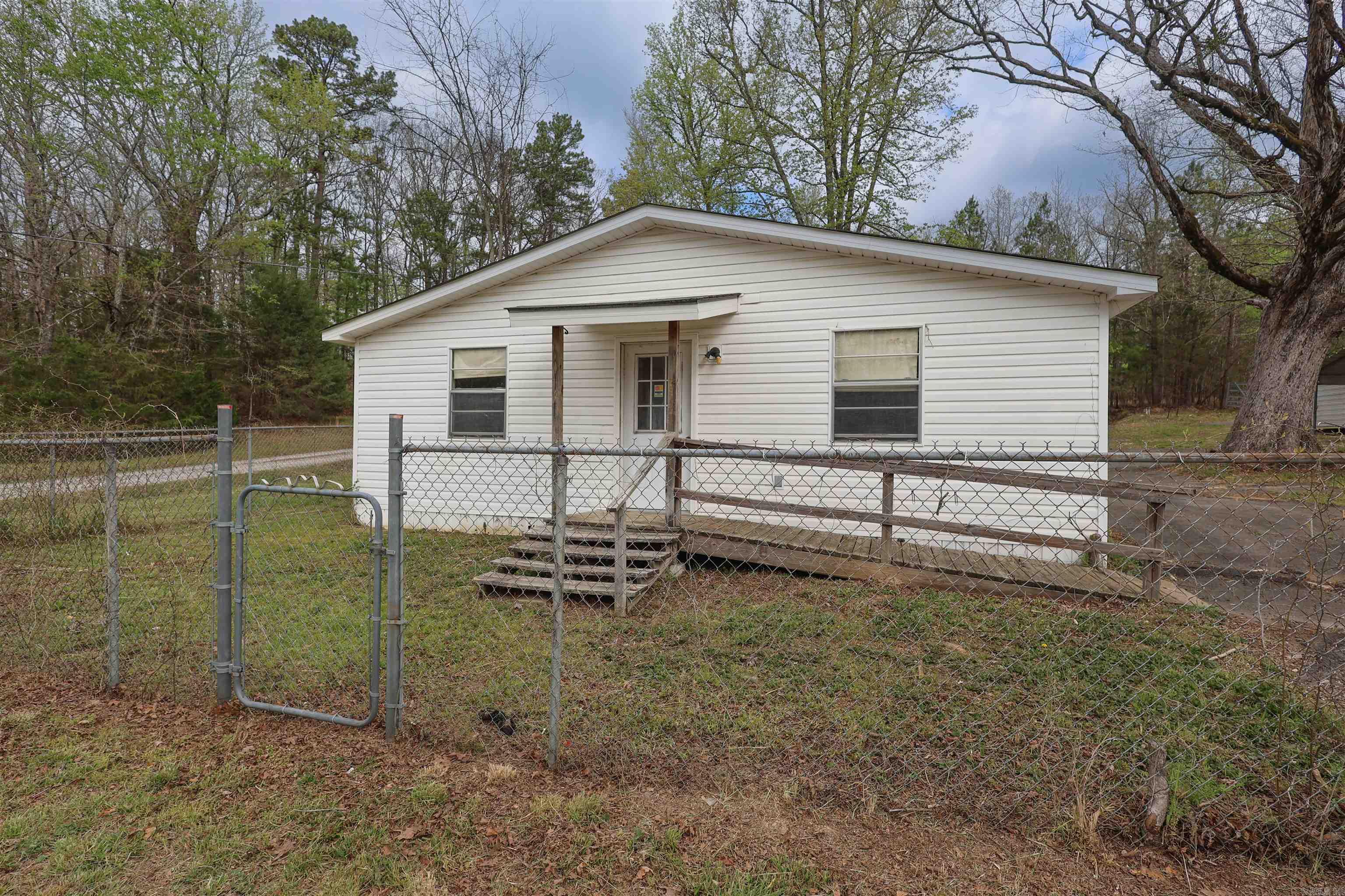 5272 & 5280 HWY 270  Mount Ida, AR