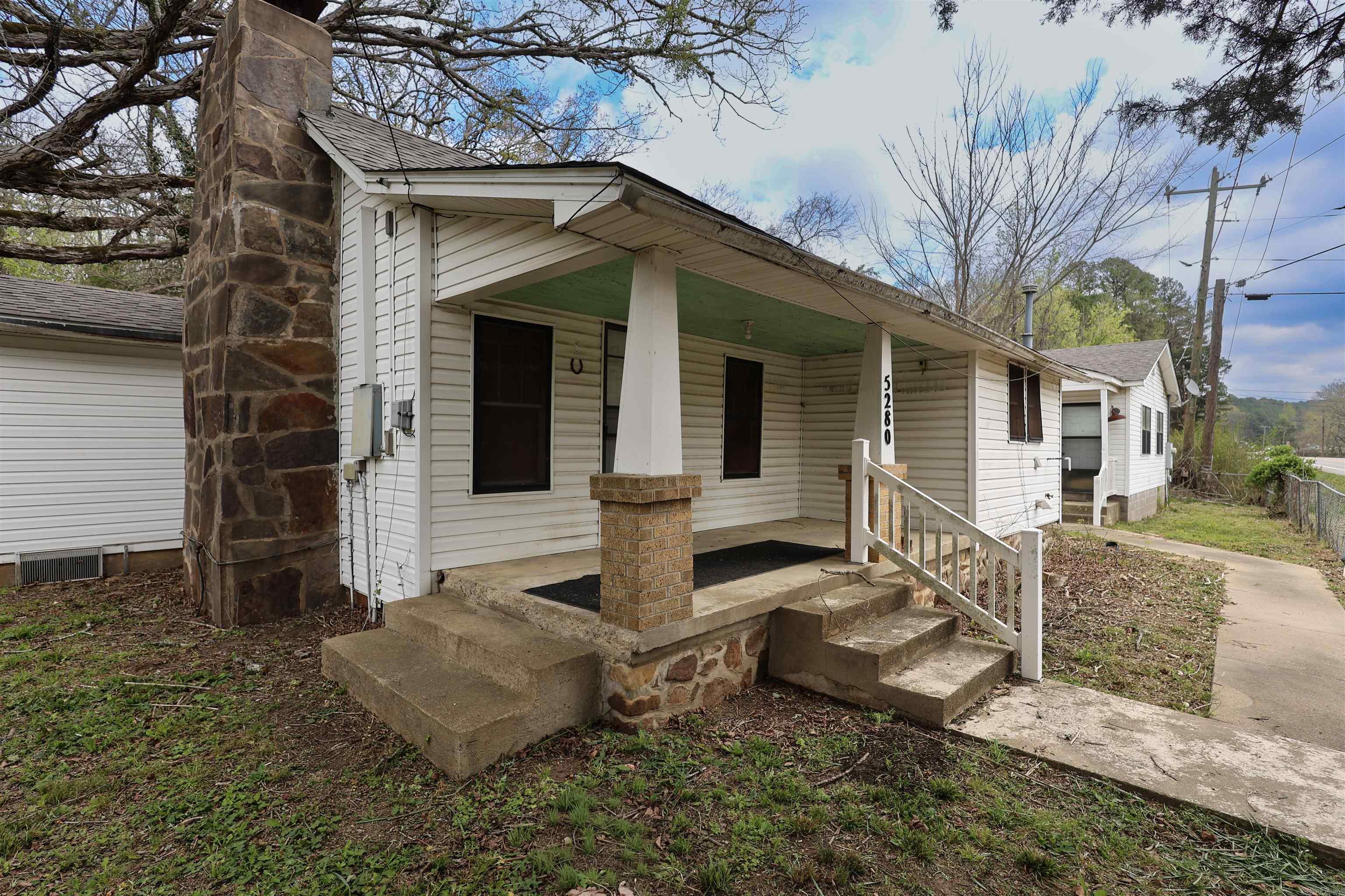 5272 & 5280 HWY 270  Mount Ida, AR