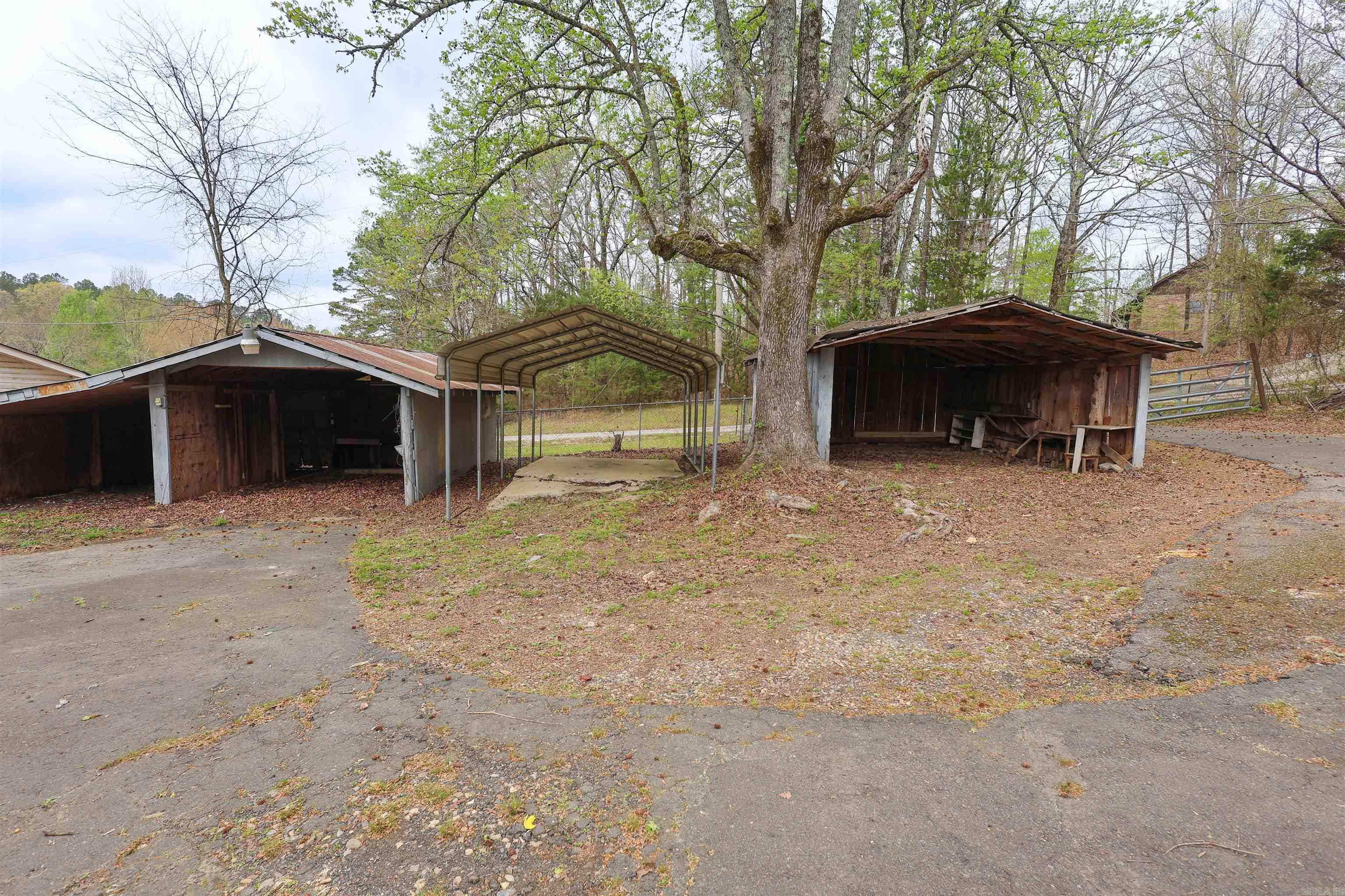 5272 & 5280 HWY 270  Mount Ida, AR