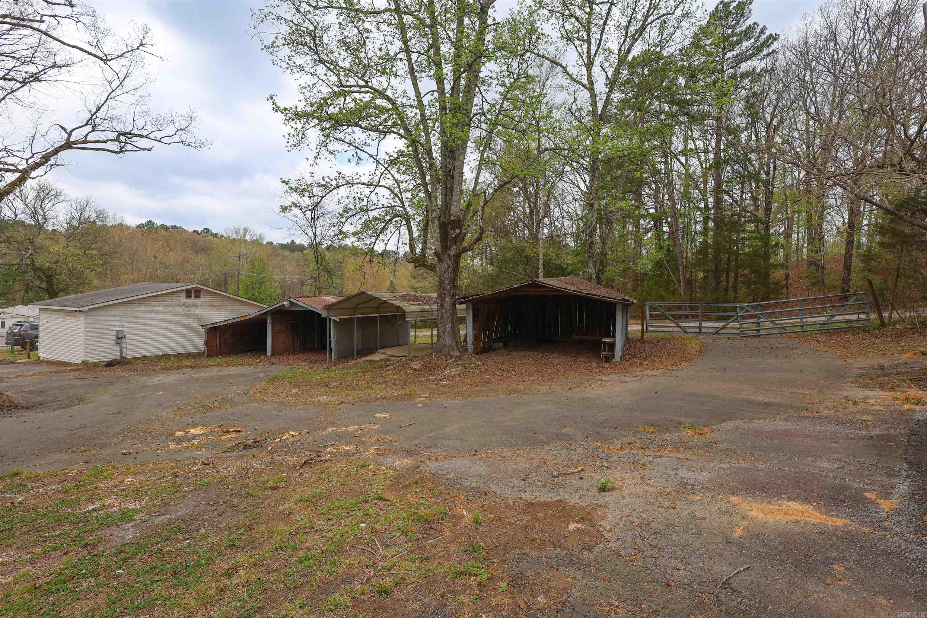 5272 & 5280 HWY 270  Mount Ida, AR