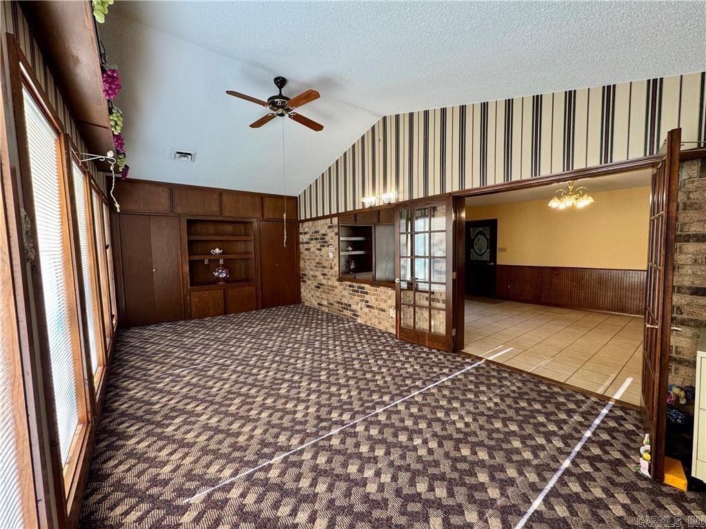 1504 Knoxville  Russellville, AR