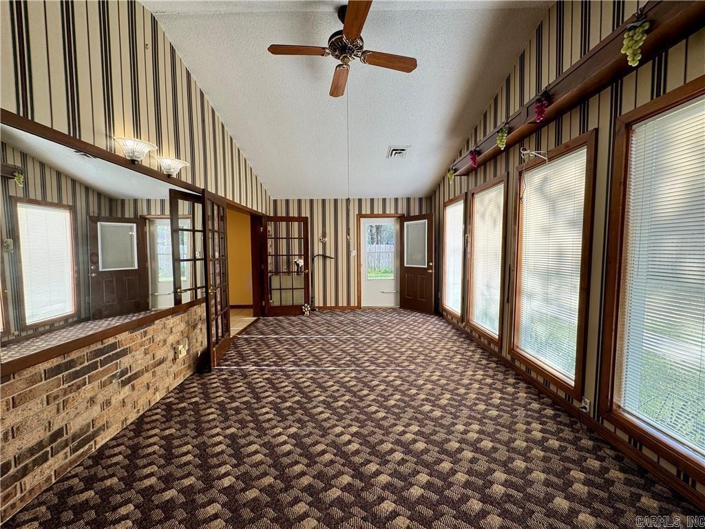 1504 Knoxville  Russellville, AR