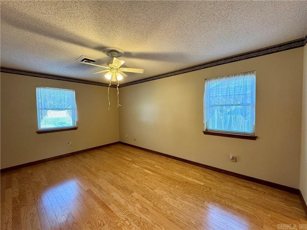 1504 Knoxville  Russellville, AR