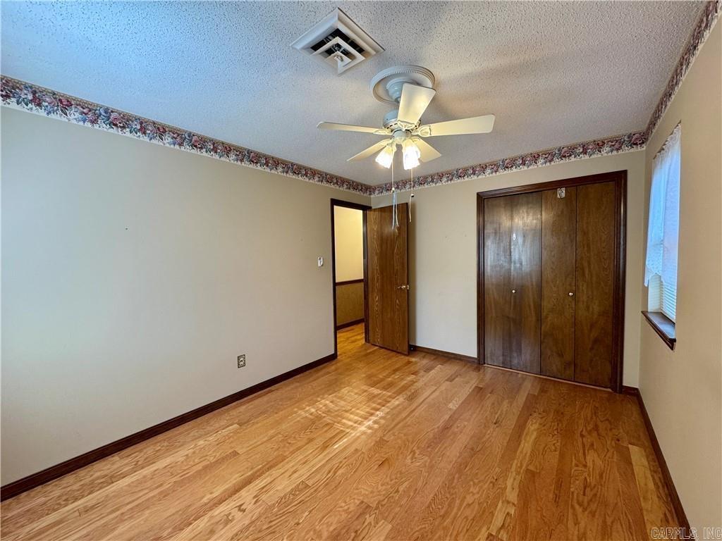 1504 Knoxville  Russellville, AR