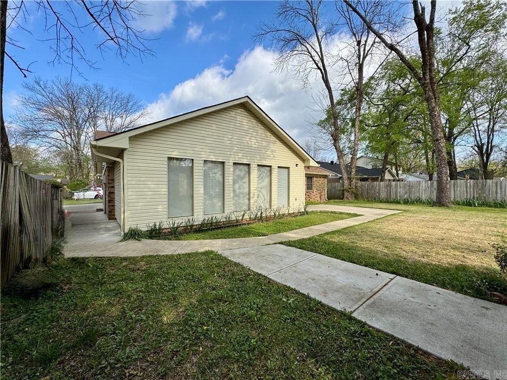 1504 Knoxville  Russellville, AR