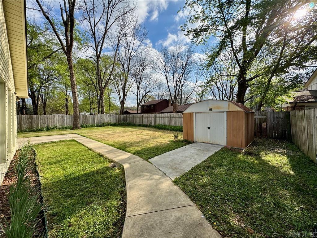 1504 Knoxville  Russellville, AR