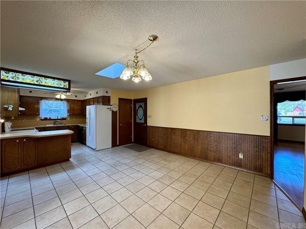 1504 Knoxville  Russellville, AR