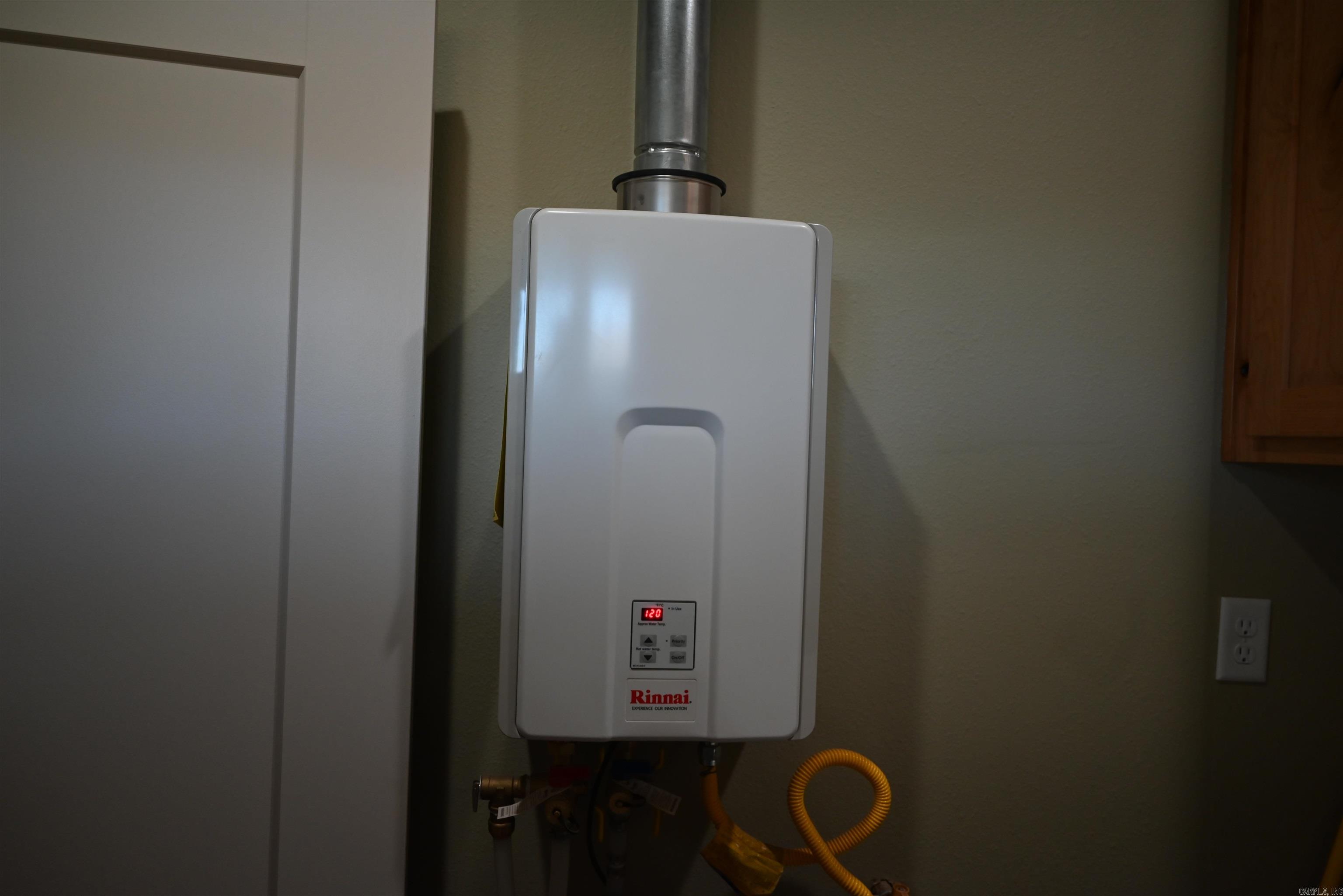 2261 Hwy 8  Norman, AR