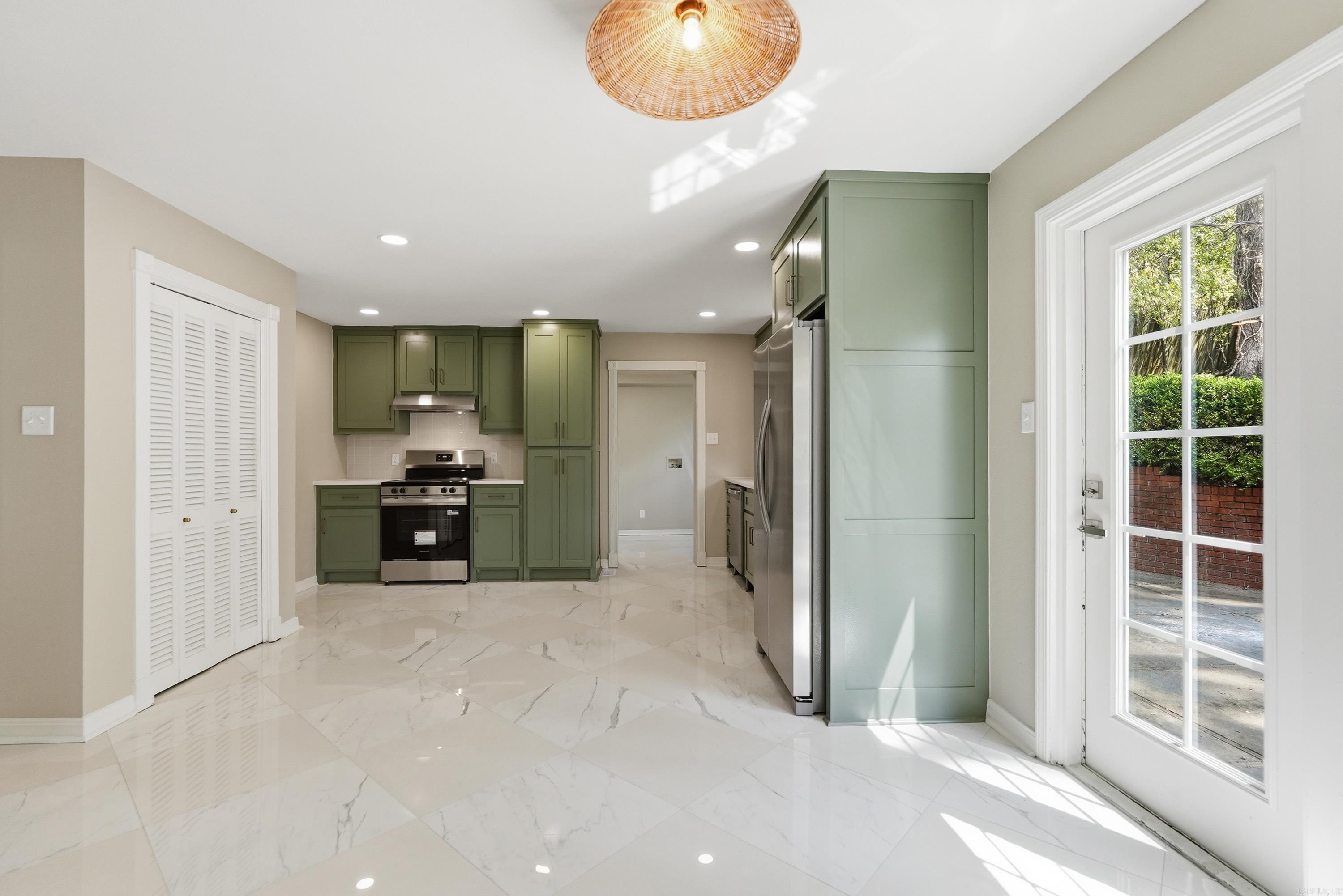 1 Van Lee Drive Little Rock, AR 72205