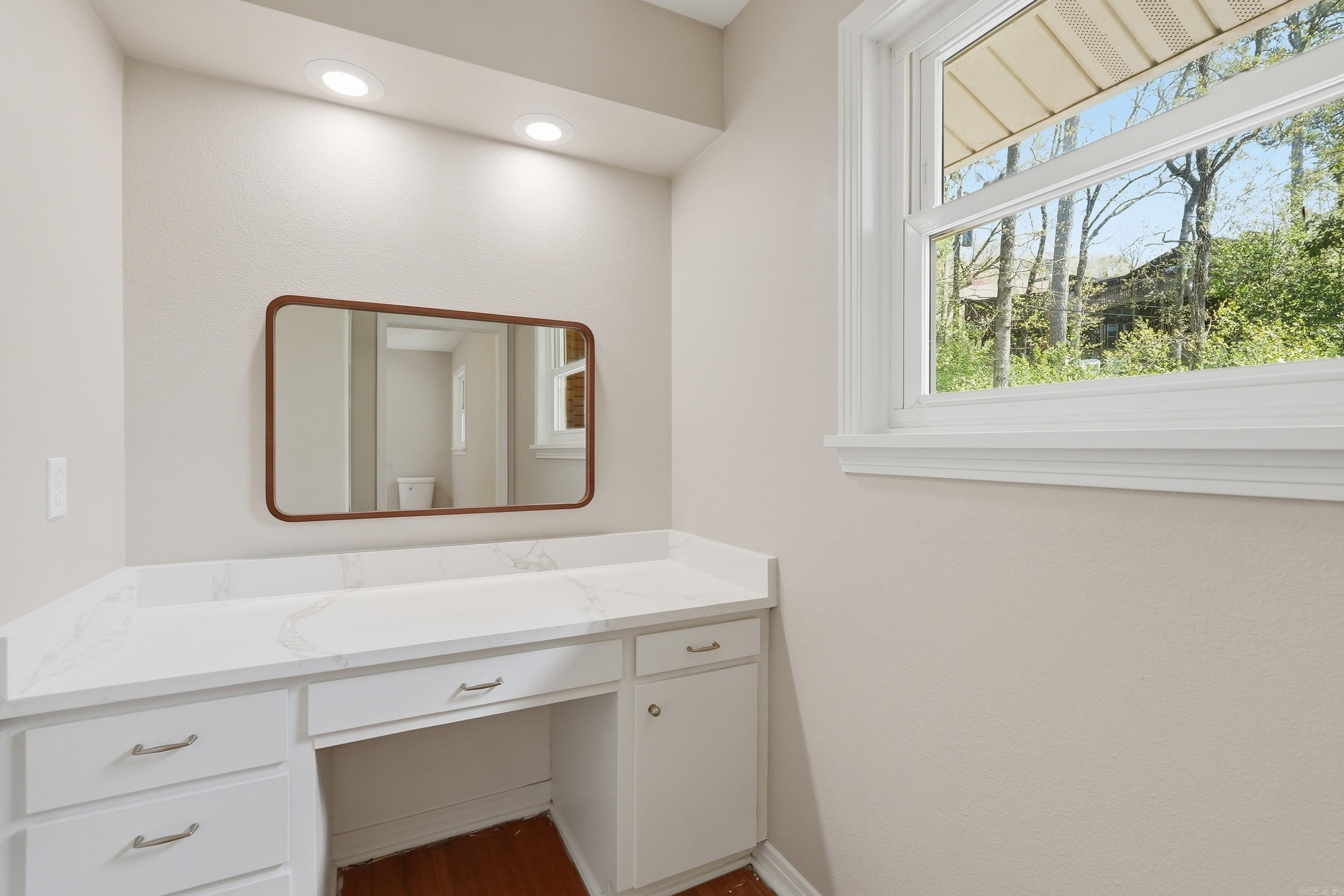 1 Van Lee  Little Rock, AR