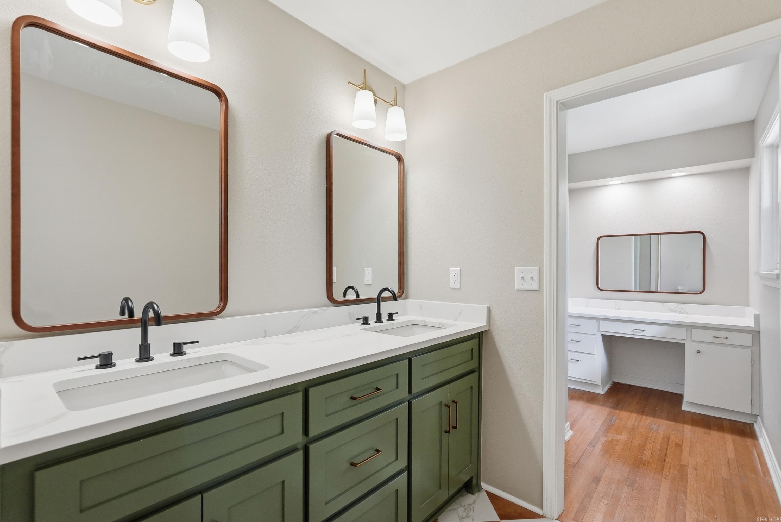 1 Van Lee  Little Rock, AR