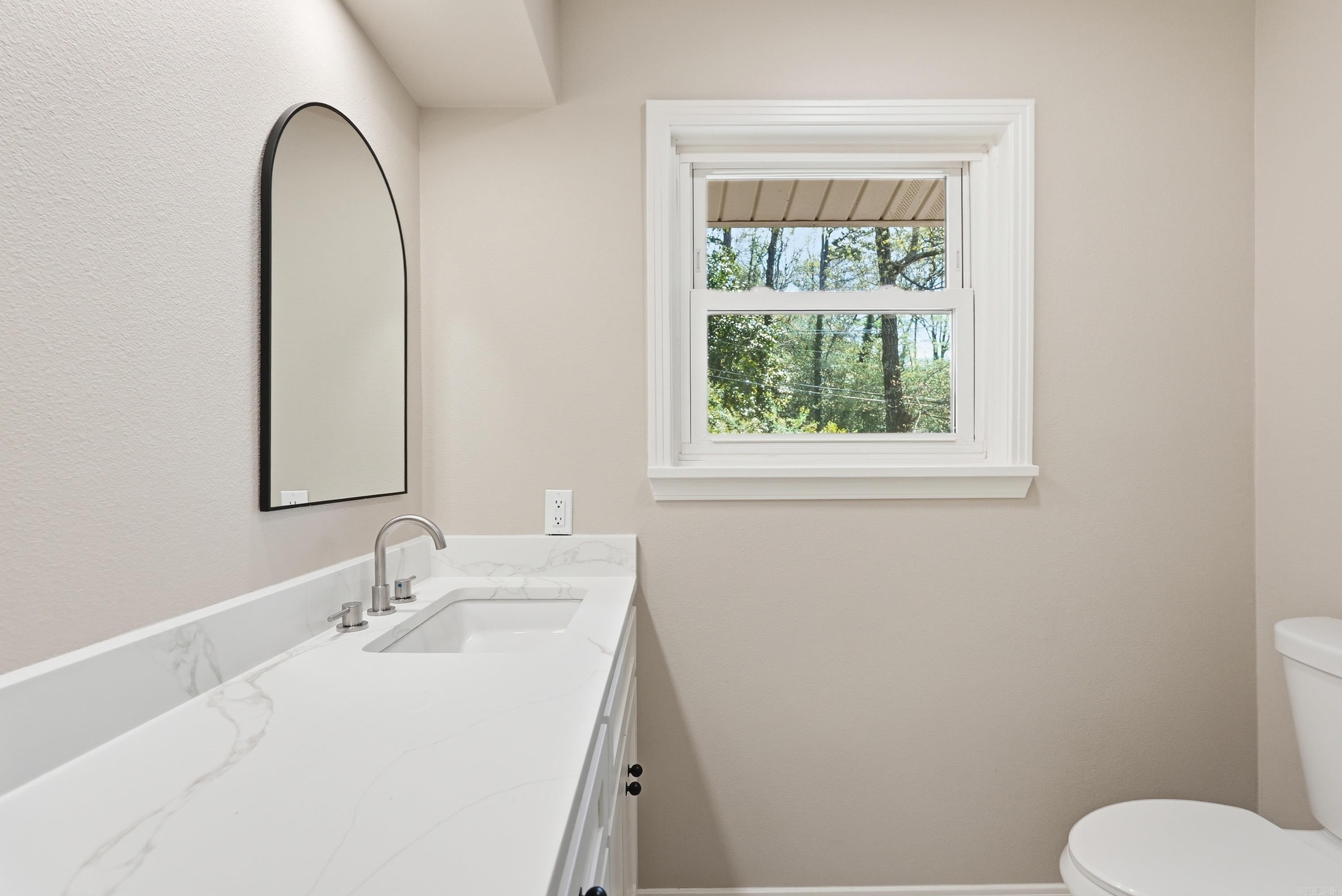 1 Van Lee  Little Rock, AR