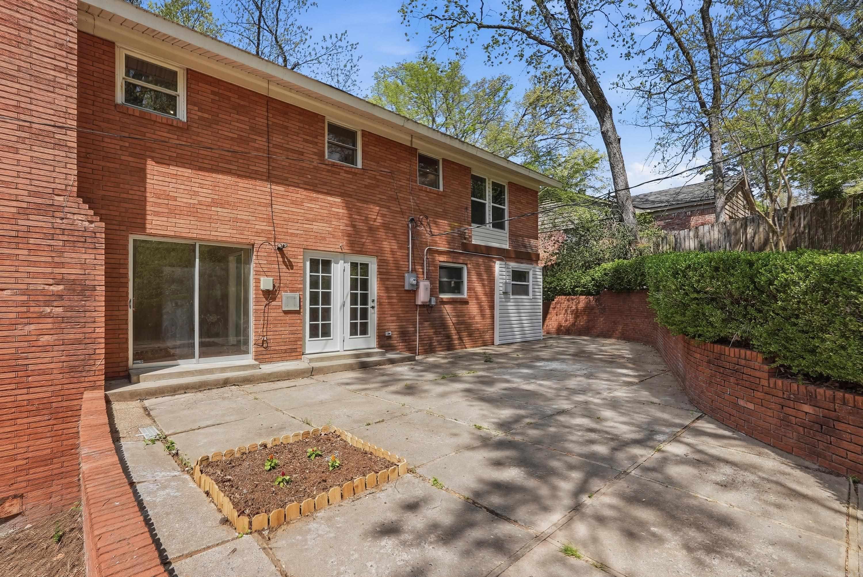 1 Van Lee  Little Rock, AR