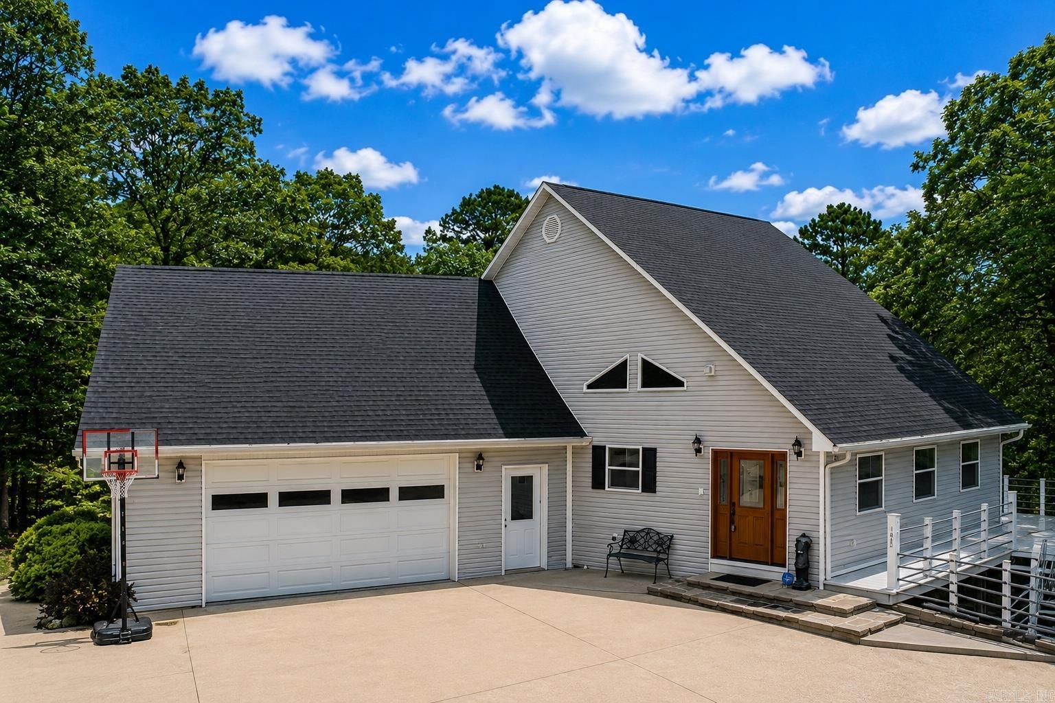 135 Wilshire Drive Fairfield Bay, AR 72088