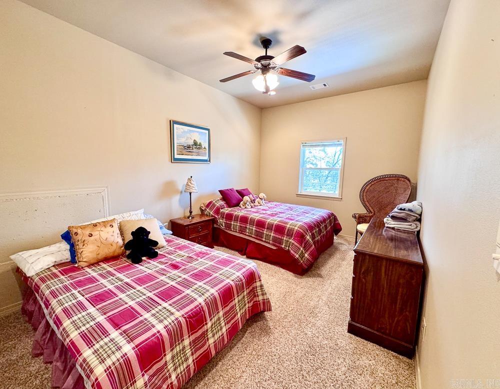 135 Wilshire Drive Fairfield Bay, AR 72088