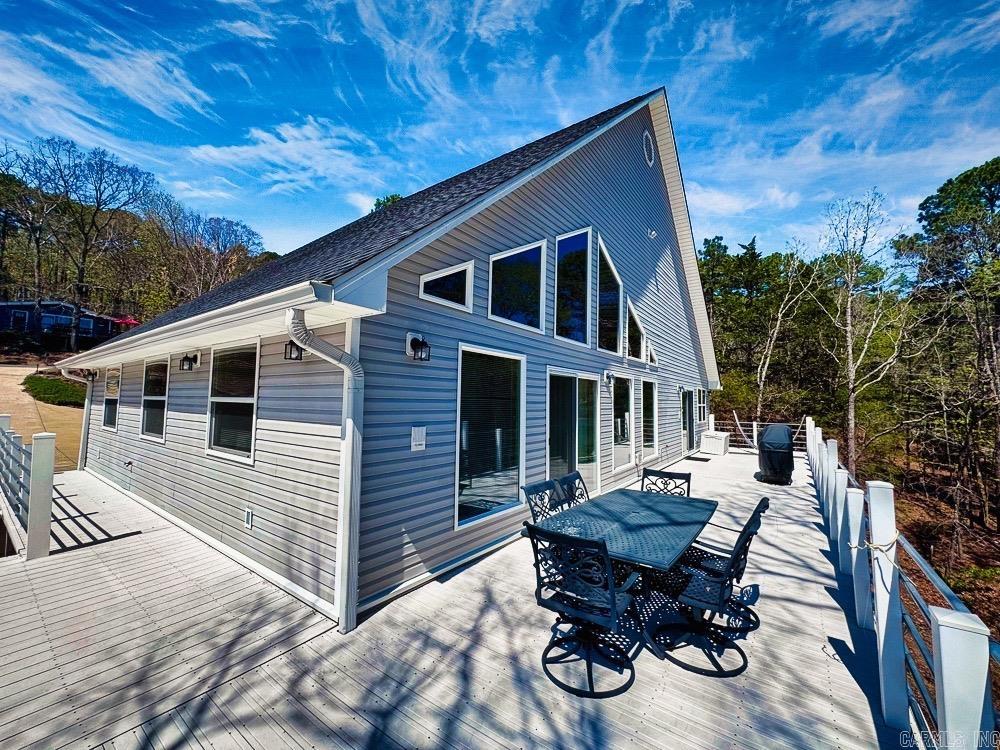 135 Wilshire Drive Fairfield Bay, AR 72088