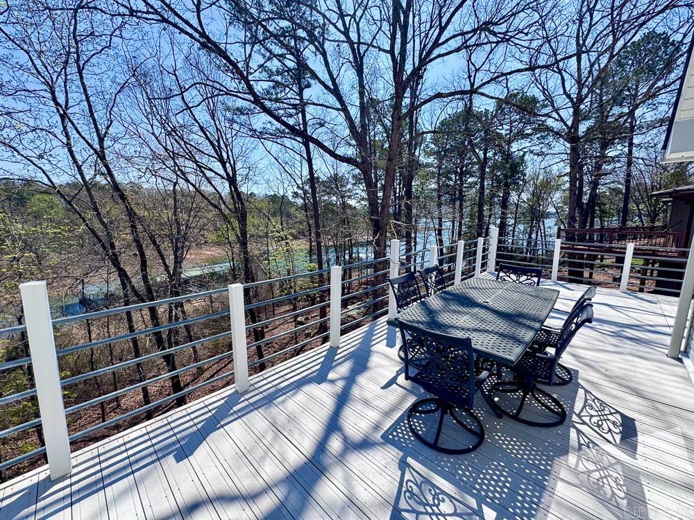 135 Wilshire Drive Fairfield Bay, AR 72088