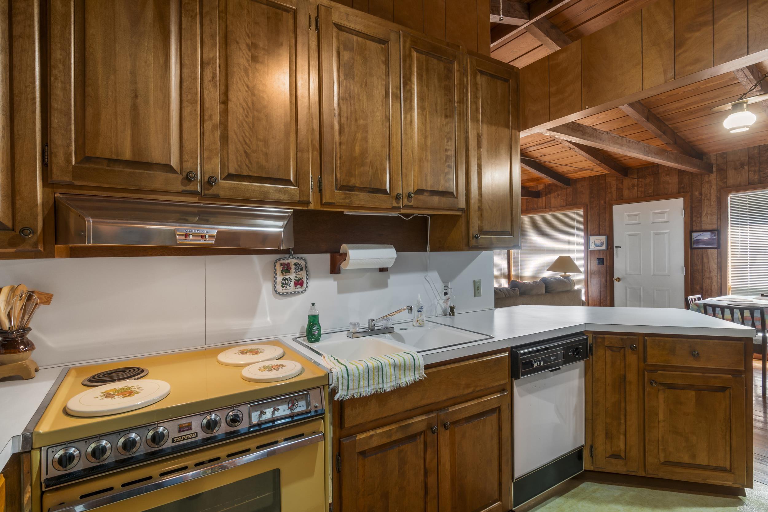 244 & 250 Wanda Lane Heber Springs, AR 72543