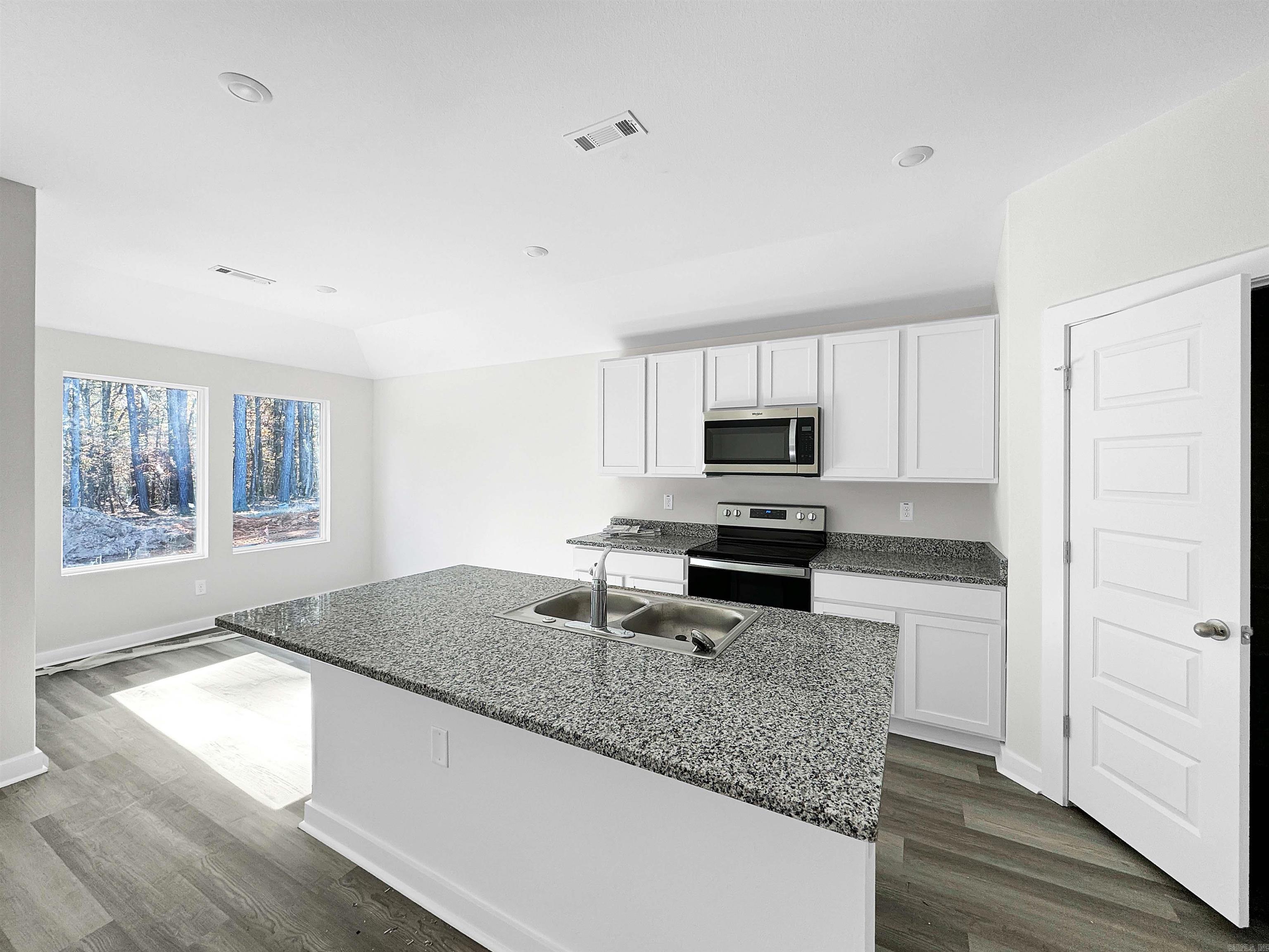 32 Wolfsbridge  Cabot, AR