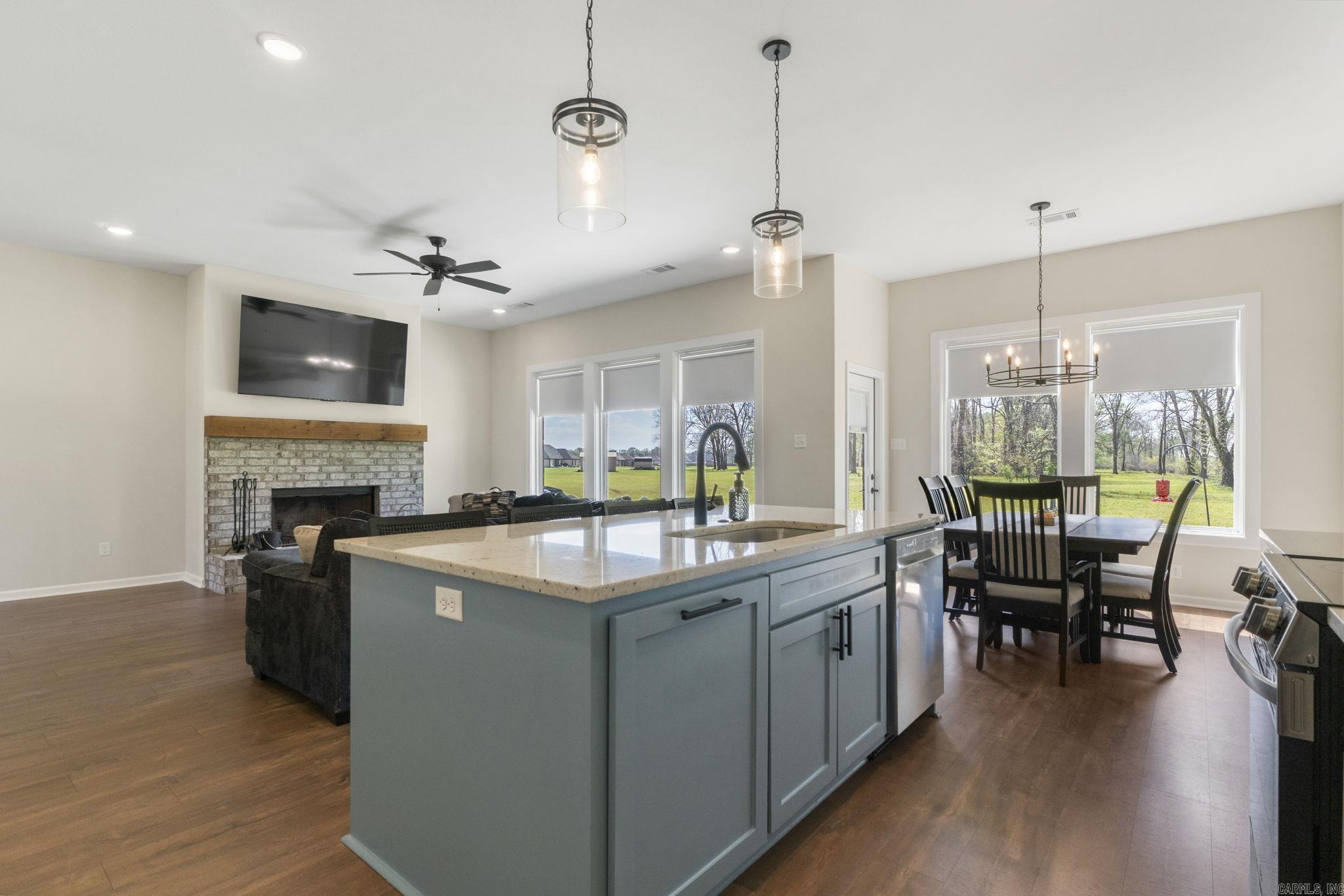 13701 Smarty Jones  Scott, AR