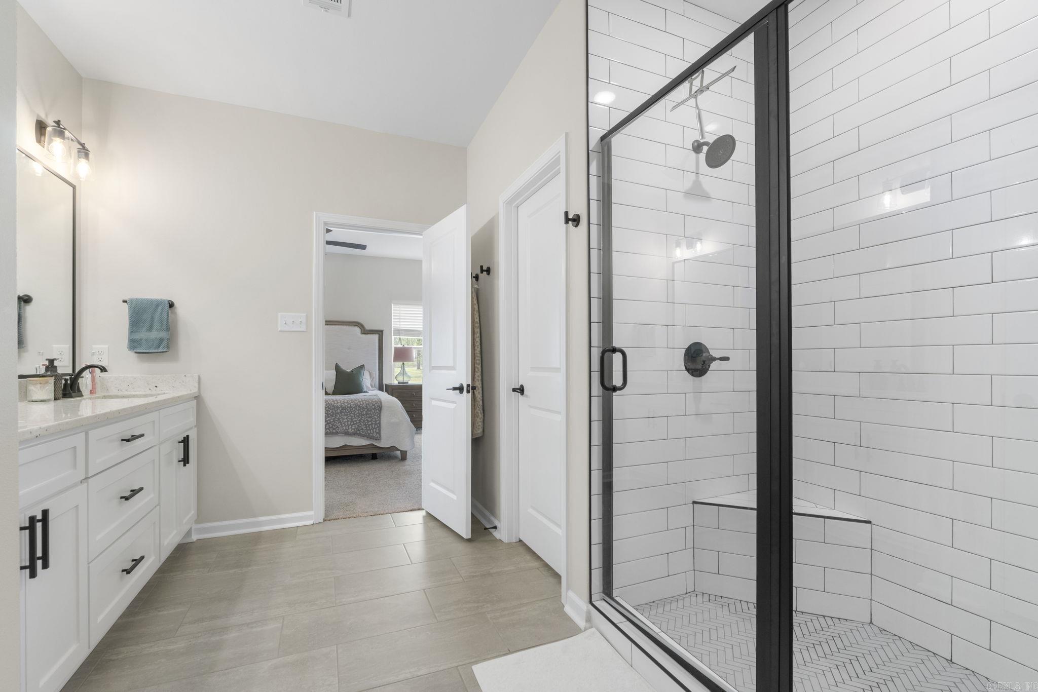 13701 Smarty Jones  Scott, AR