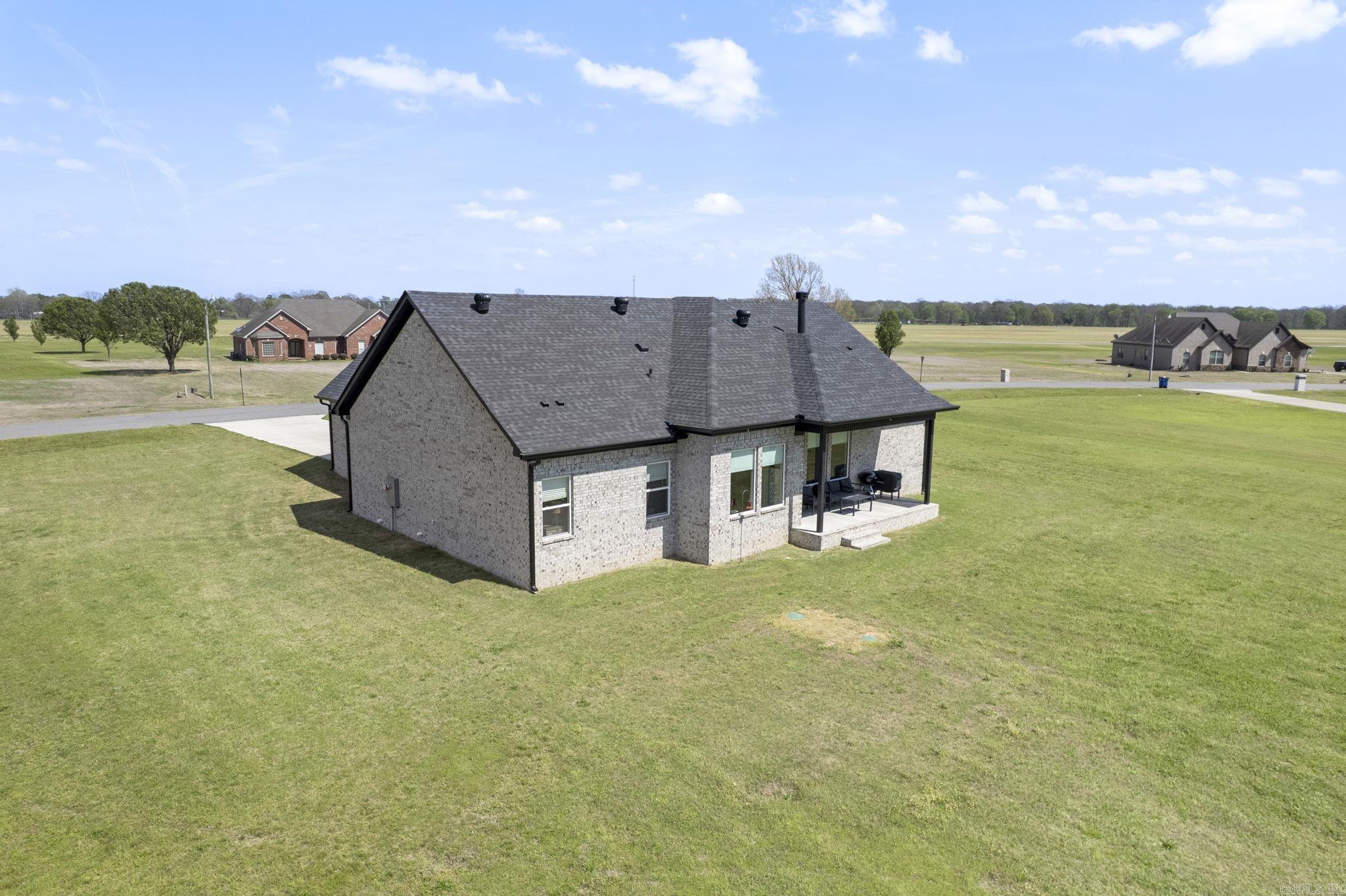 13701 Smarty Jones  Scott, AR