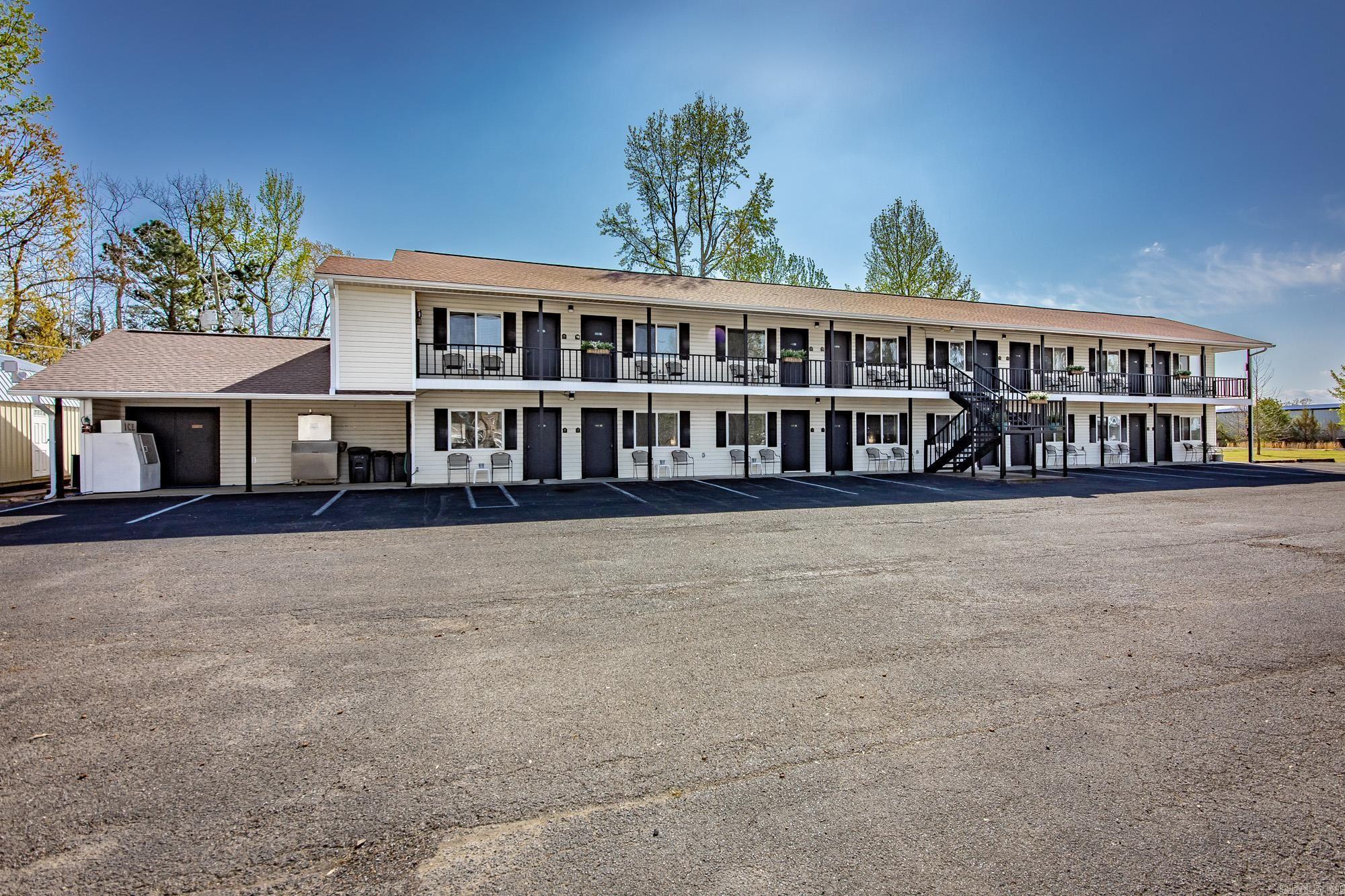 8546 Edgemont Rd.  Greers Ferry, AR