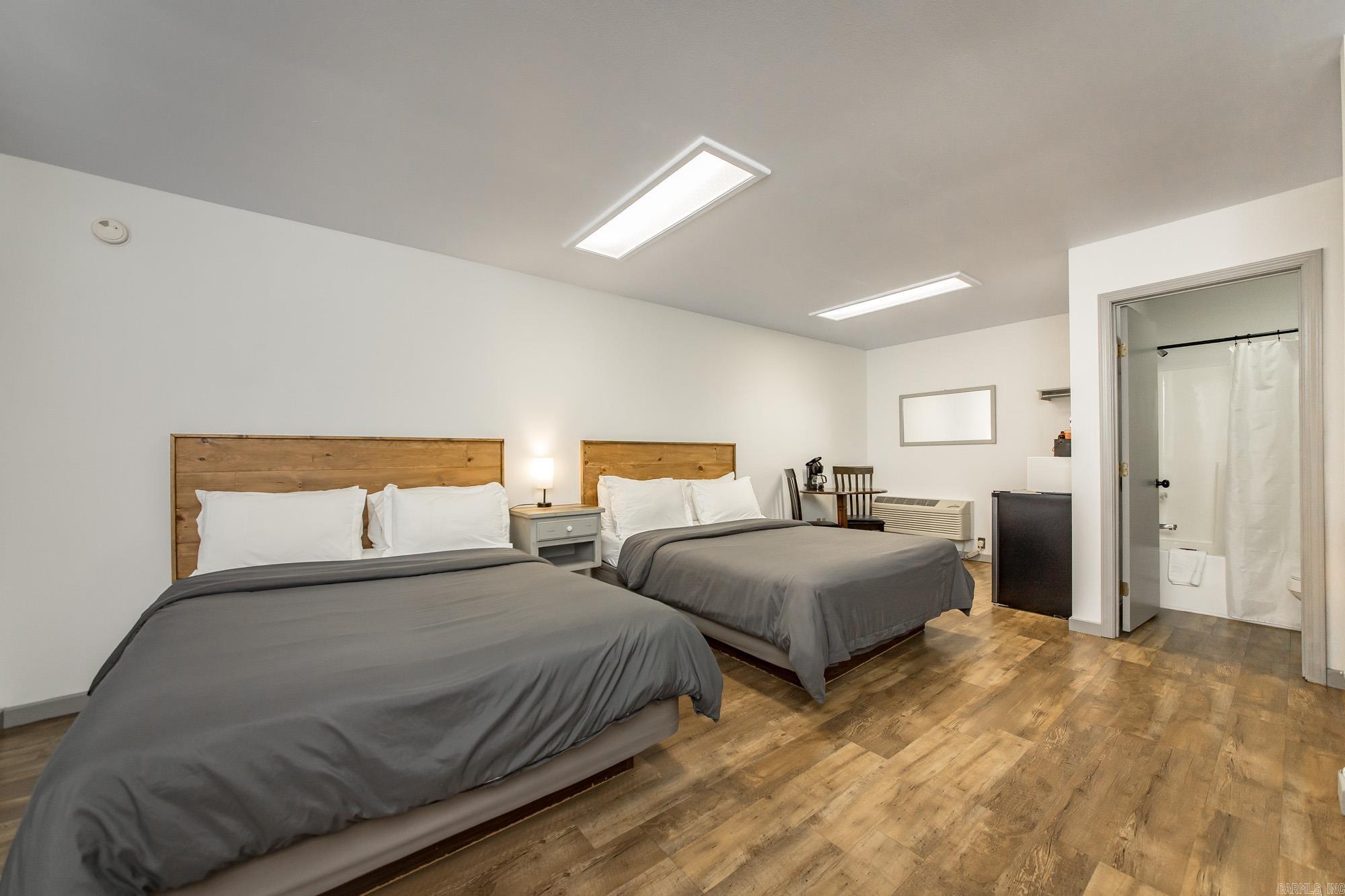 8546 Edgemont Rd.  Greers Ferry, AR