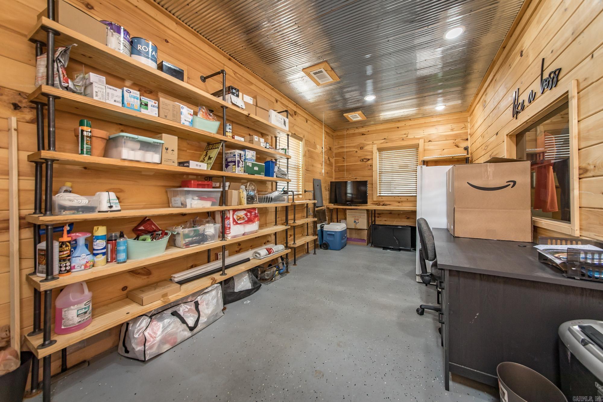 8546 Edgemont Rd.  Greers Ferry, AR