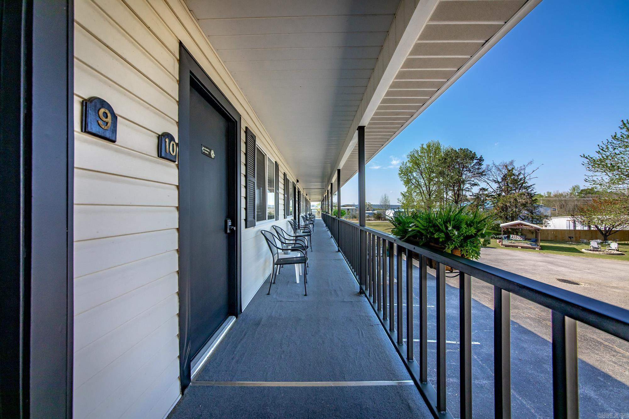 8546 Edgemont Rd.  Greers Ferry, AR