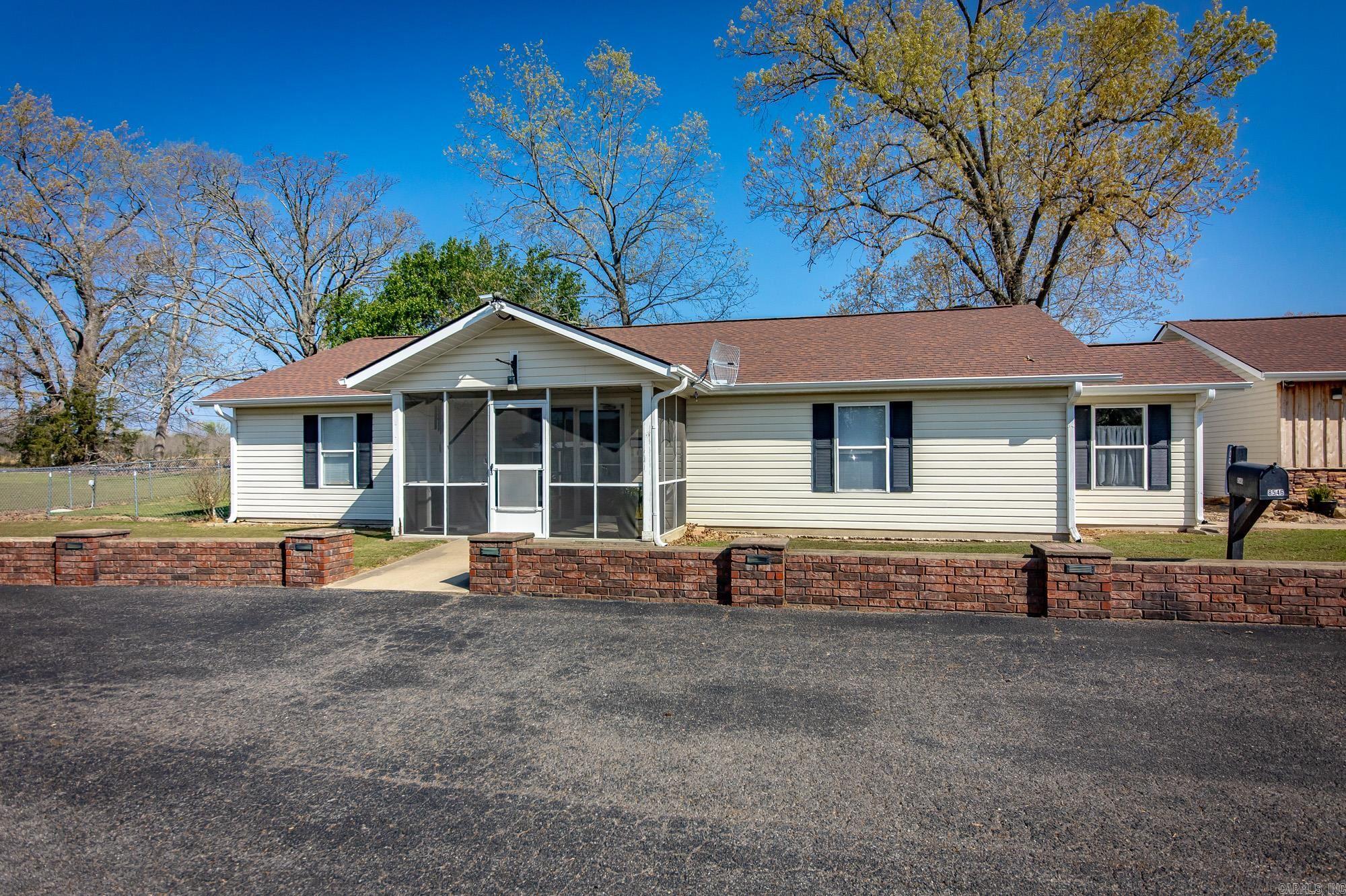 8546 Edgemont Rd.  Greers Ferry, AR