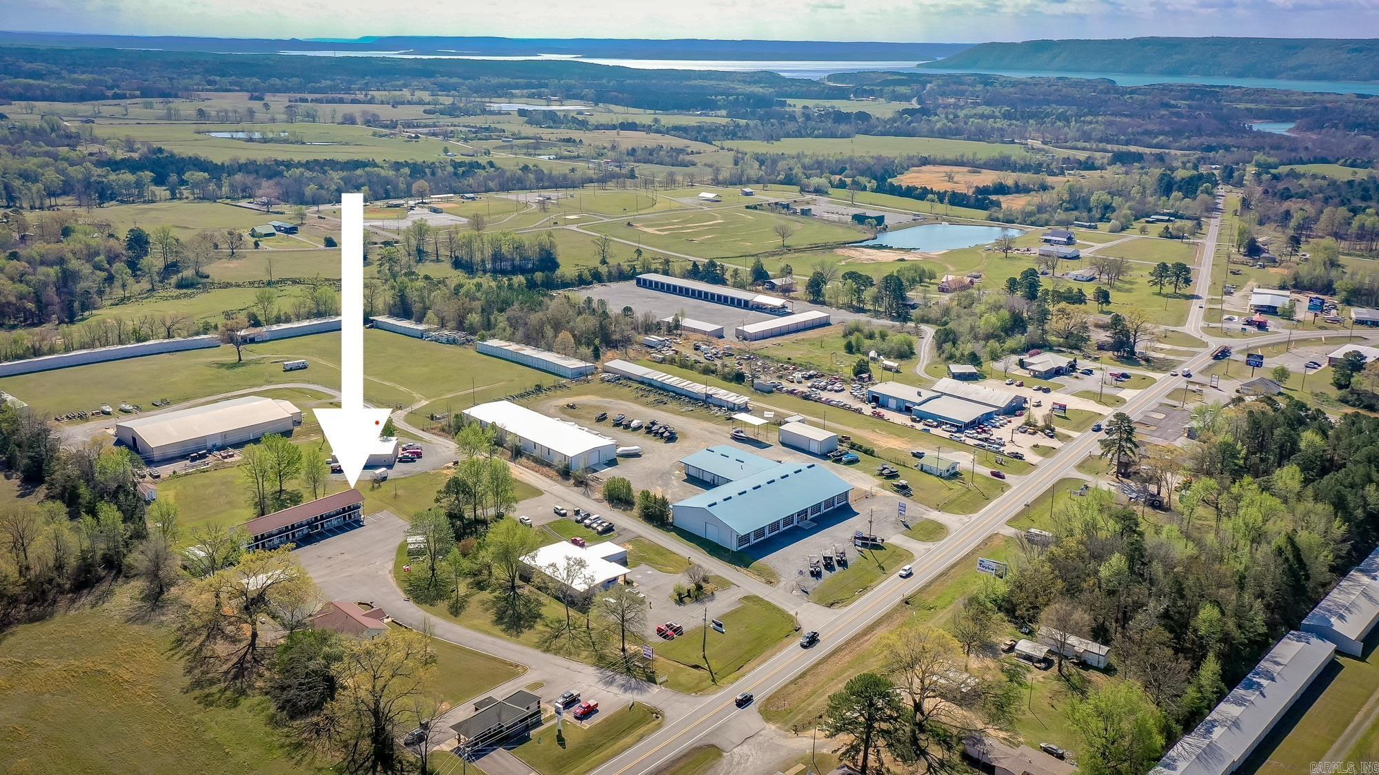 8546 Edgemont Rd.  Greers Ferry, AR