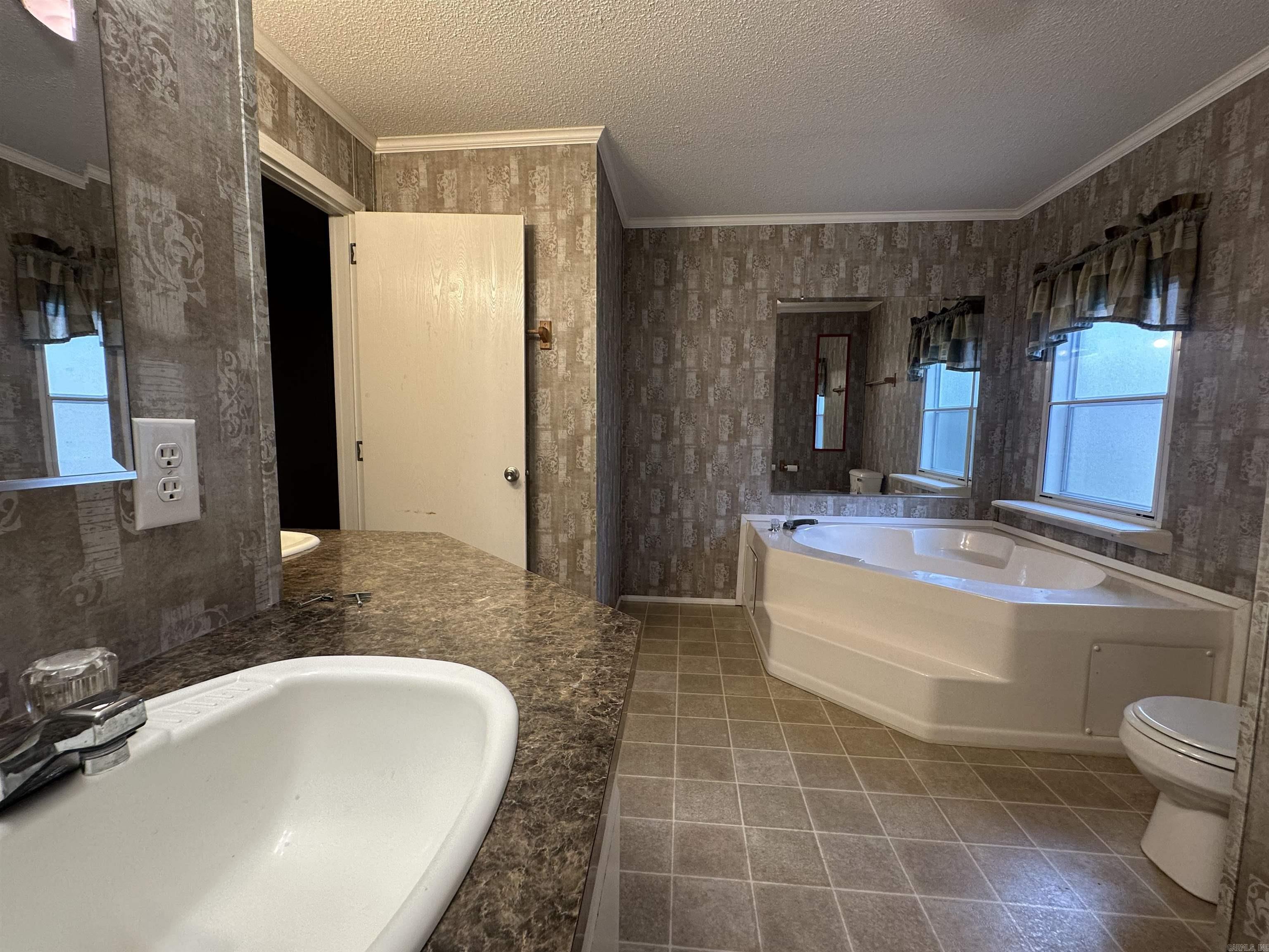 51 cherokee dr  Bryant, AR