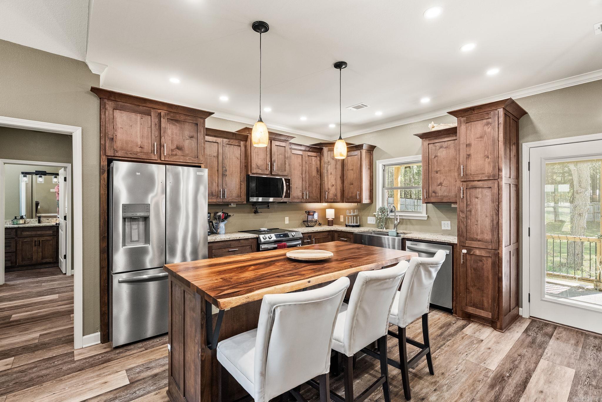 16 Trina  Greenbrier, AR