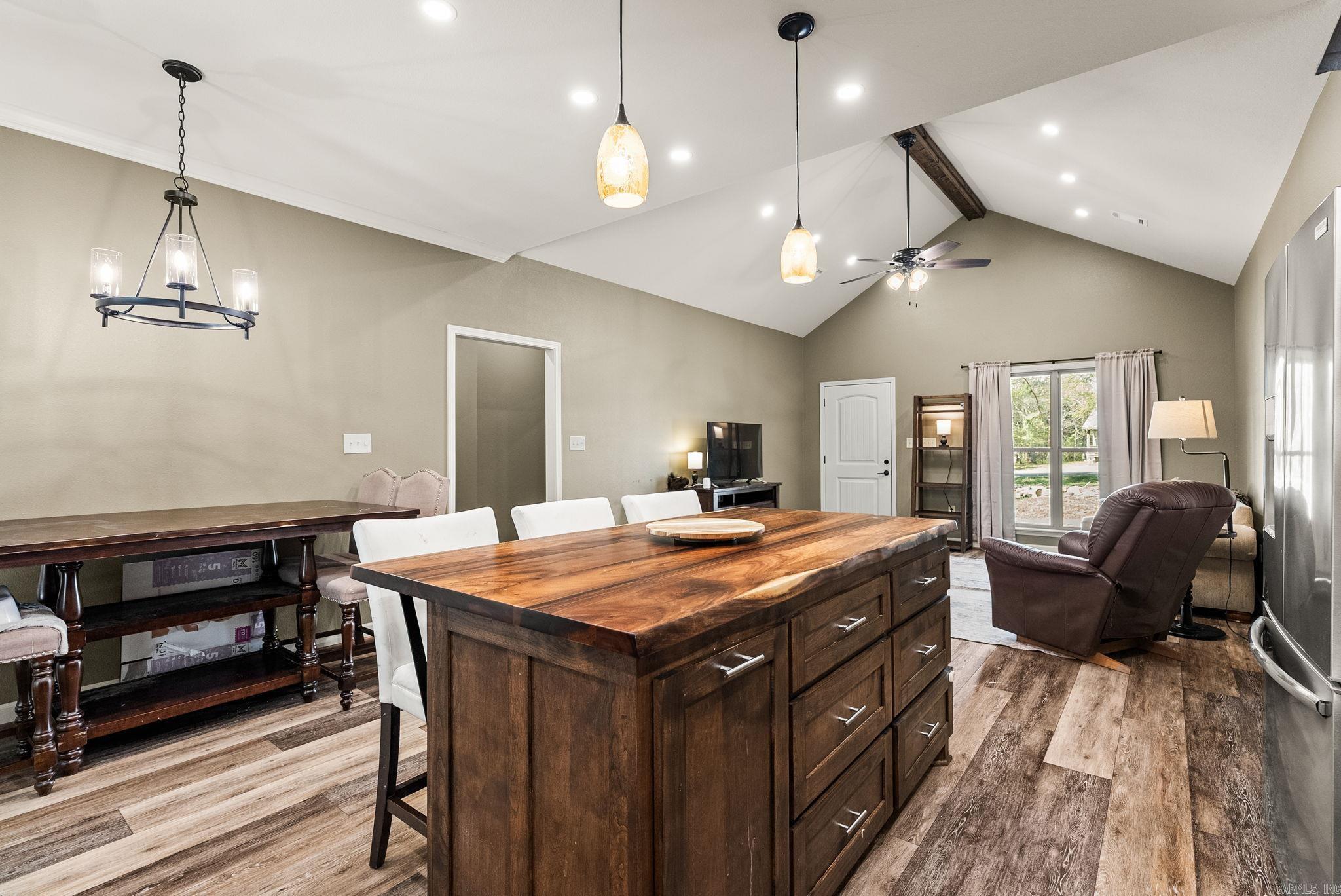 16 Trina  Greenbrier, AR