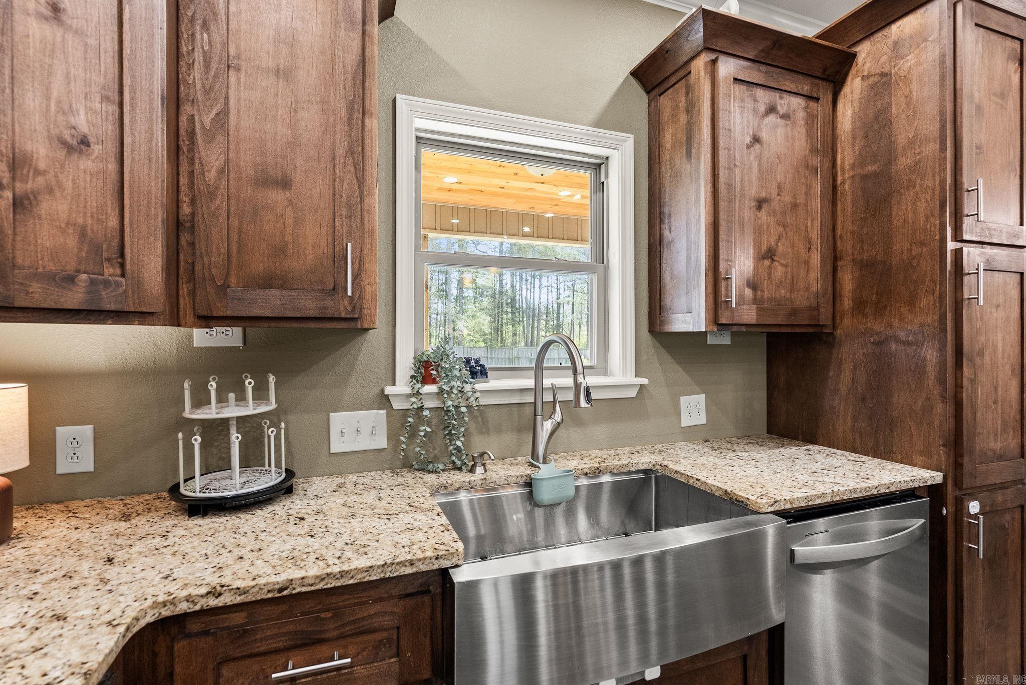 16 Trina  Greenbrier, AR