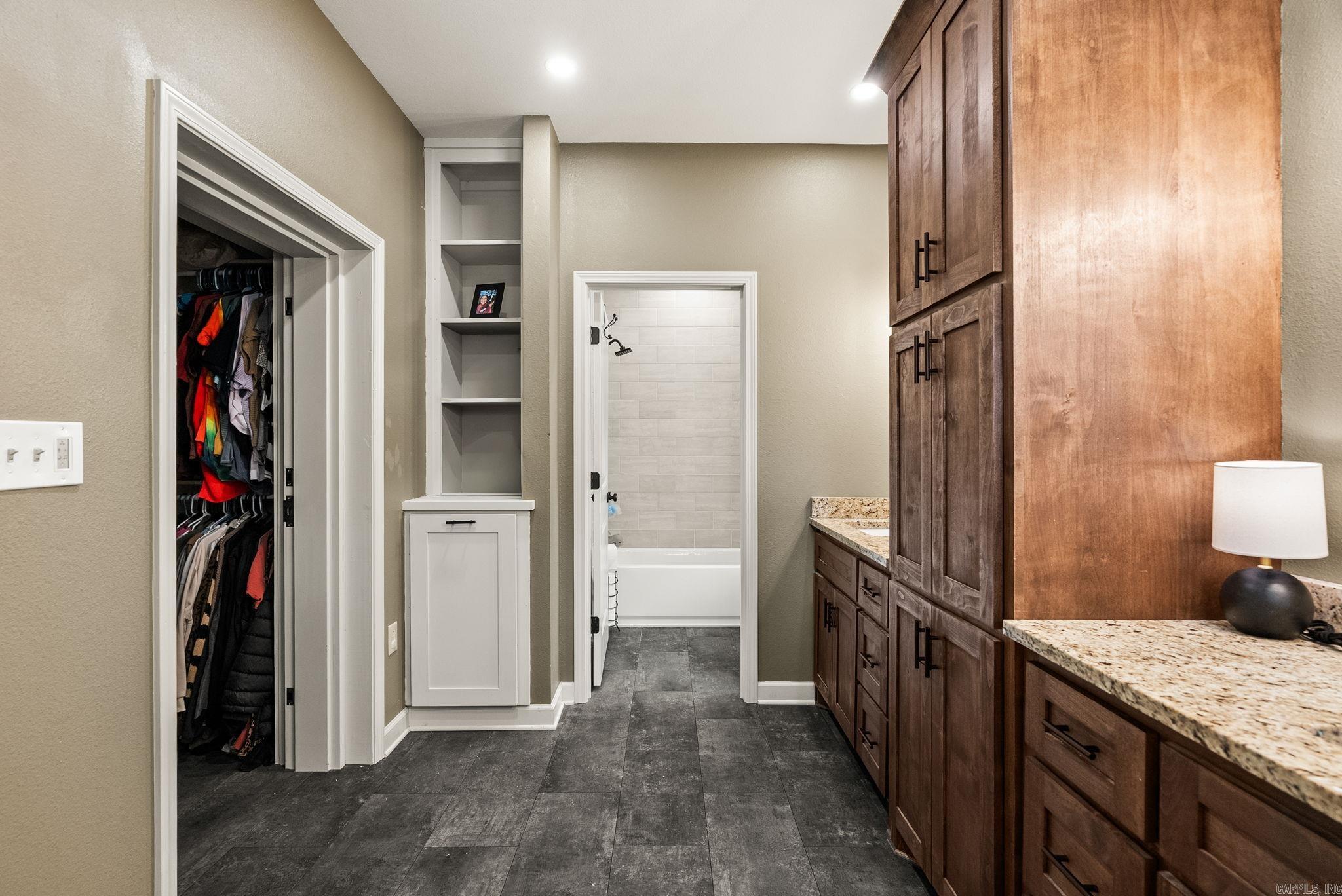 16 Trina  Greenbrier, AR