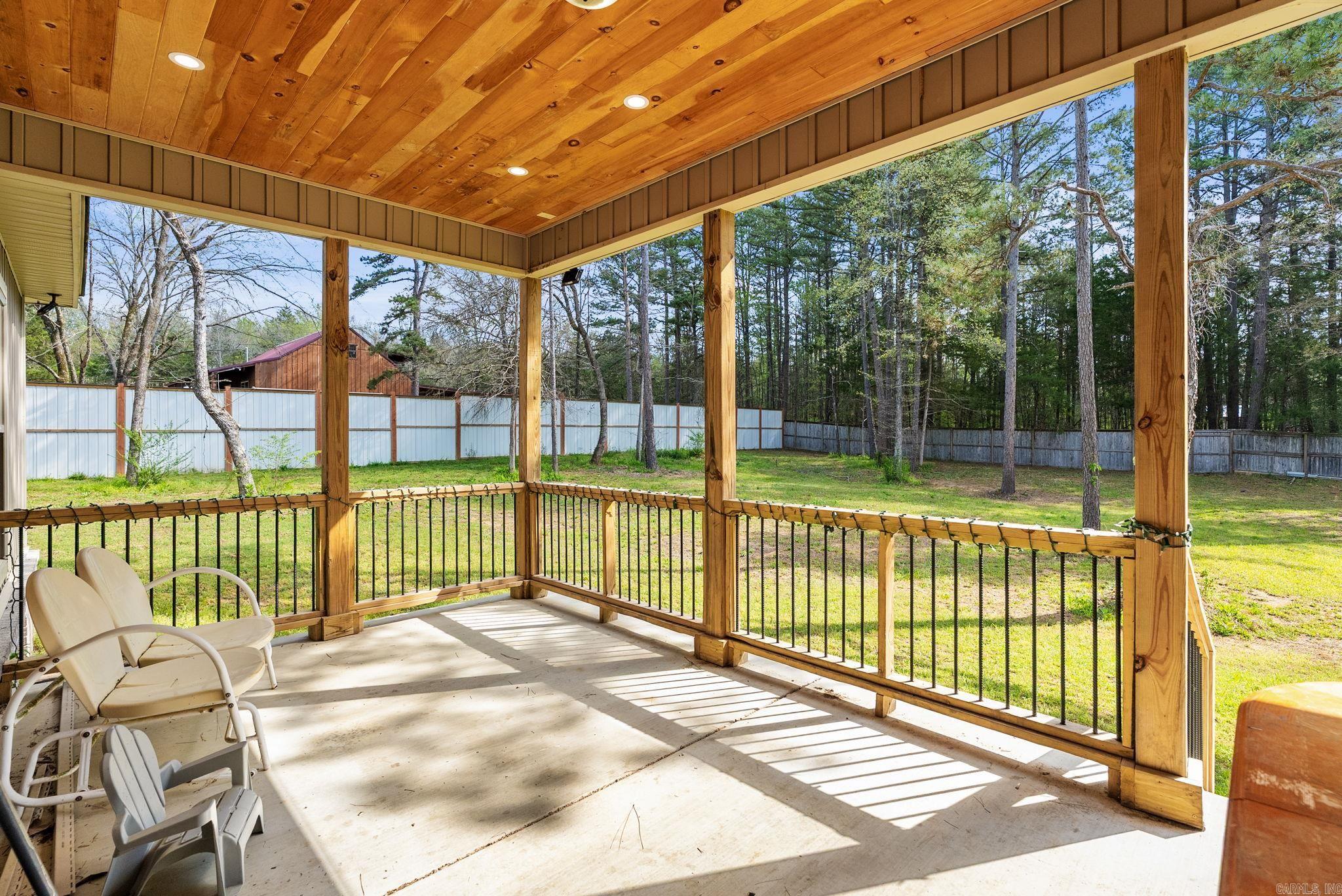 16 Trina  Greenbrier, AR